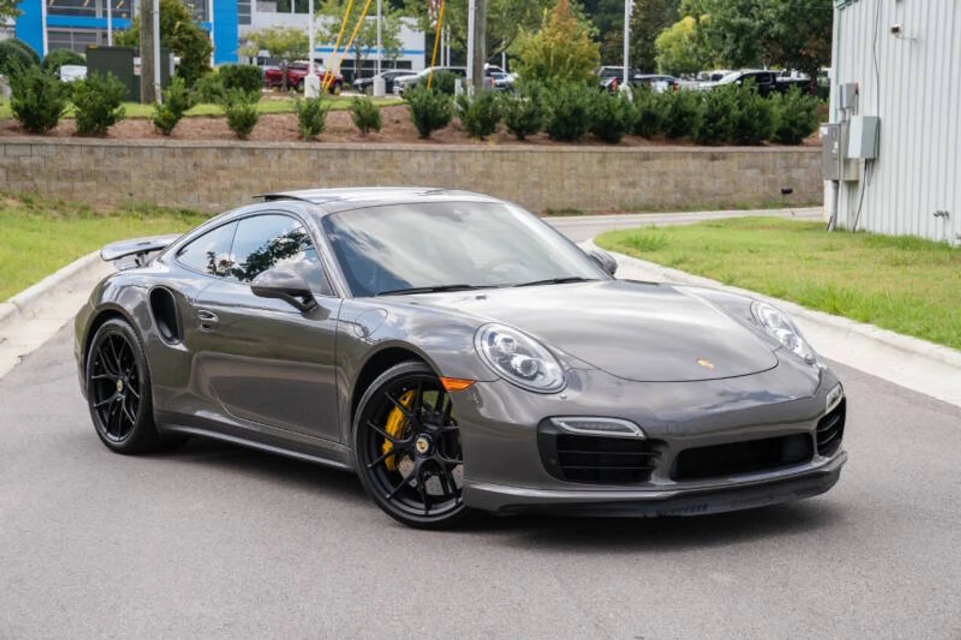 mph001_4175110560_2016_porsche_911_turbo_s_awd_2dr_coupe_9da7920026