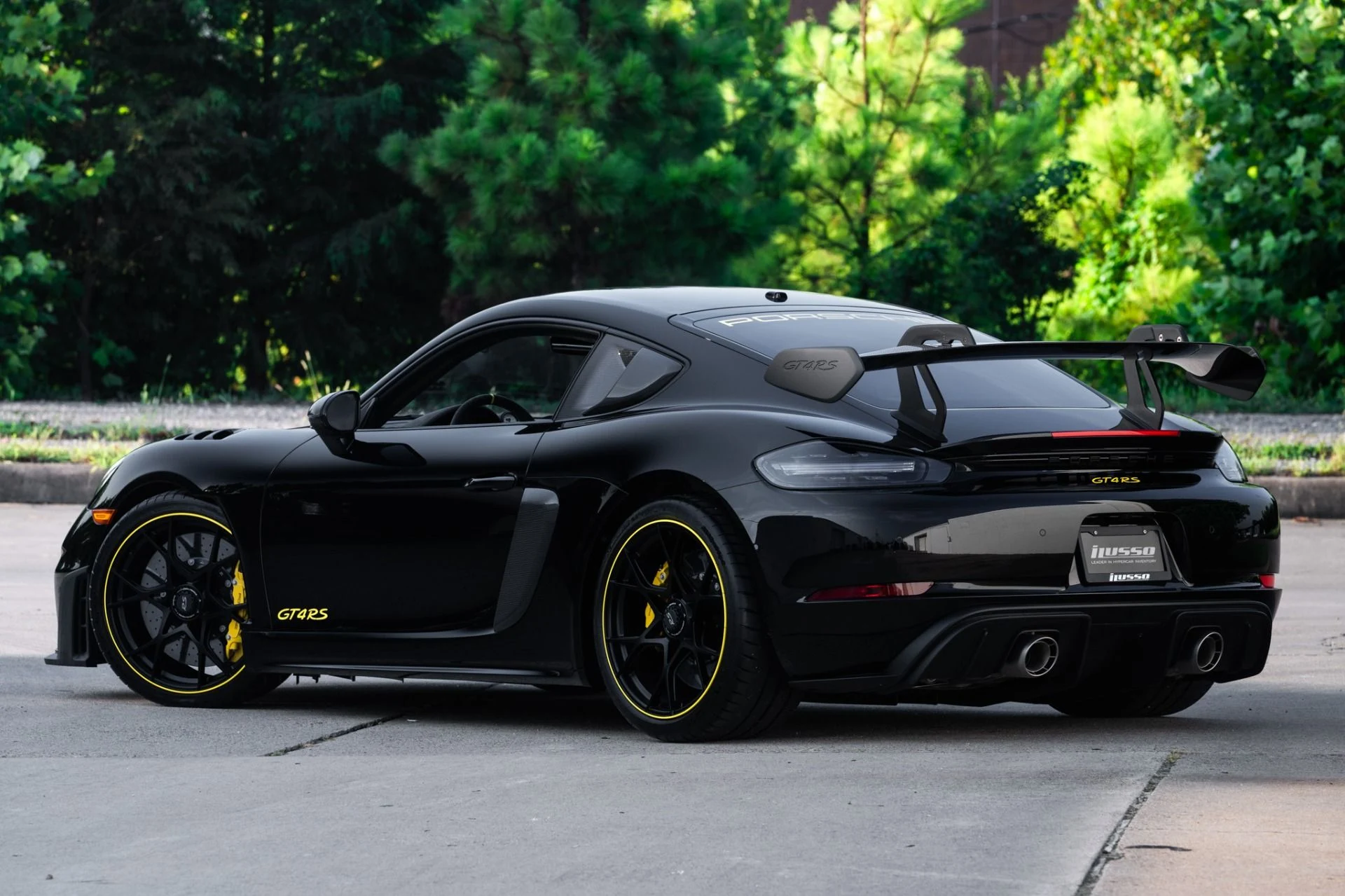 mph001_4175836497_Used_2024_Porsche_718_Cayman_GT_4_RS_Weissach_1755715163_8a63b790c1