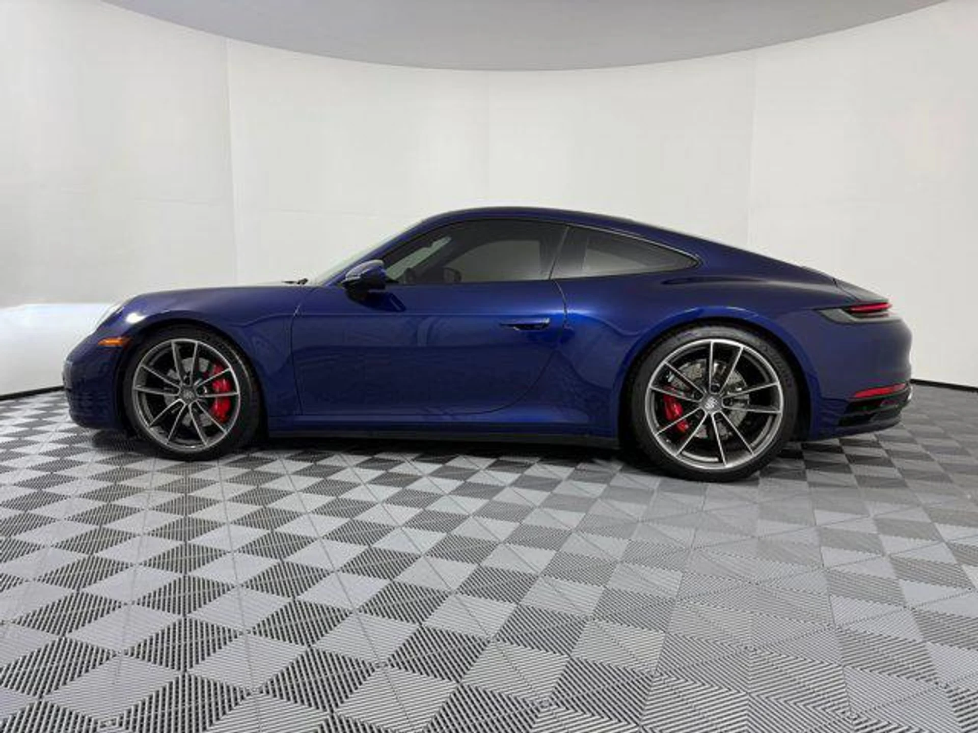 mph001_417709590_Wz_Onp_Nskfnq_Uc2_F_Gb_LH_587v0g_G0_9f1bb60616