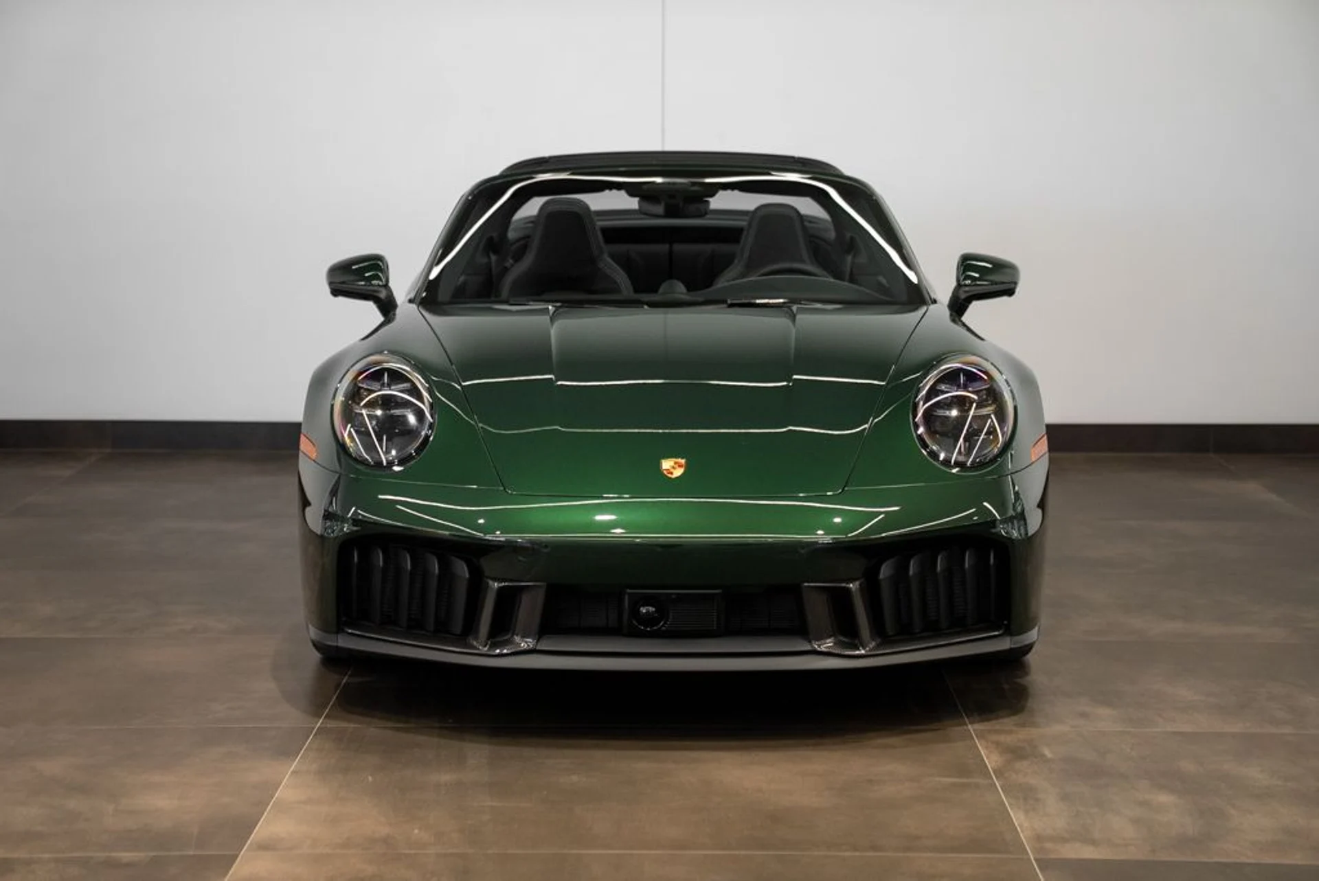 mph001_418027510_porsche_911_2026_jpg_v_1783105410_1f8d0240fe