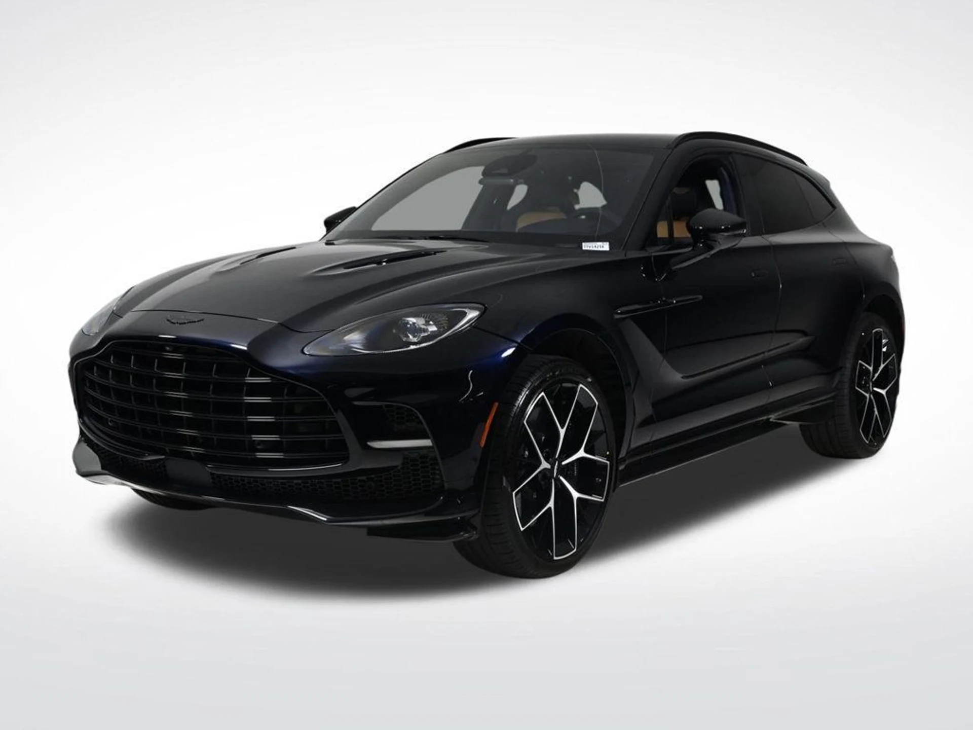 mph001_4193269127_new_2026_aston_martin_dbx_707awd_11350_22969414_1_1024_747c8c575d