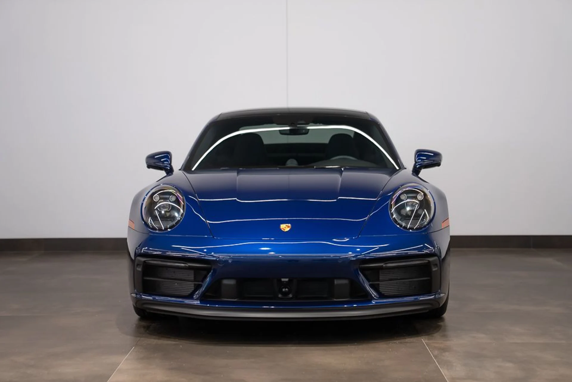 mph001_4197529018_porsche_911_2023_jpg_v_1778782420_39fc07535d