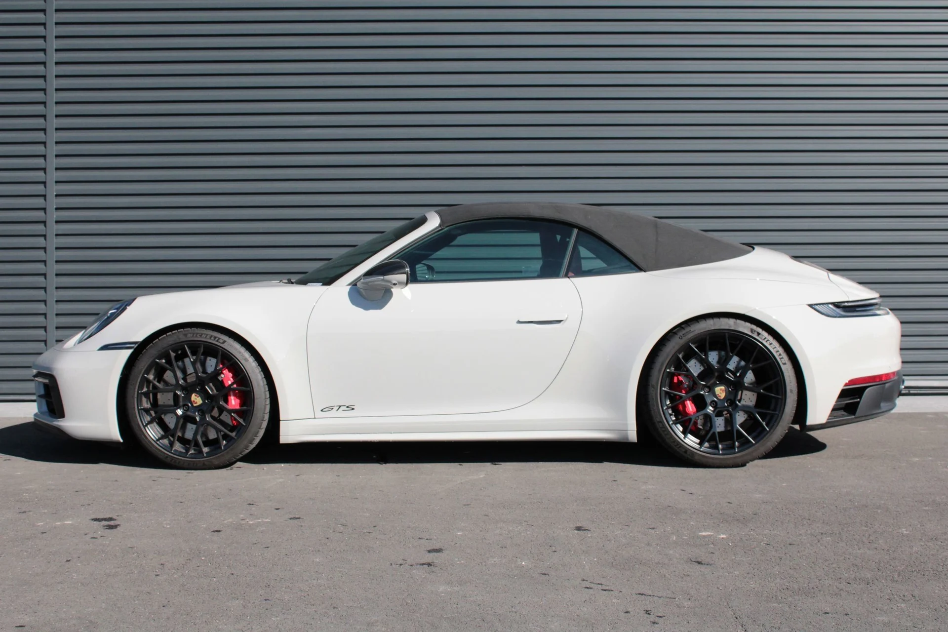 mph001_4207511436_6f3749b2704a59eeb4a3ebf3d6b8b97e_373384522f