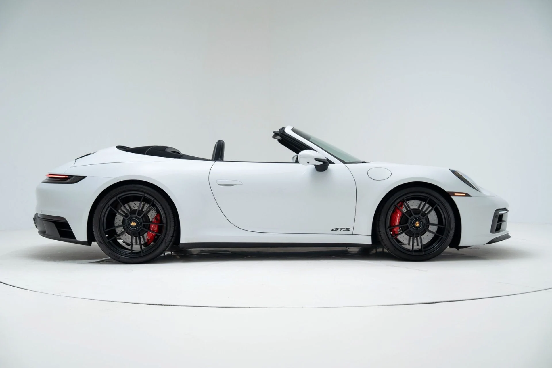 mph001_4209502118_Used_2022_Porsche_911_Carrera_GTS_1784566818_7c9764bd6e