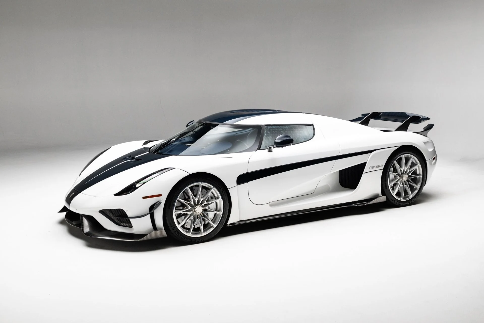 mph001_4209685319_13358_p2_l_a6d0f07b70