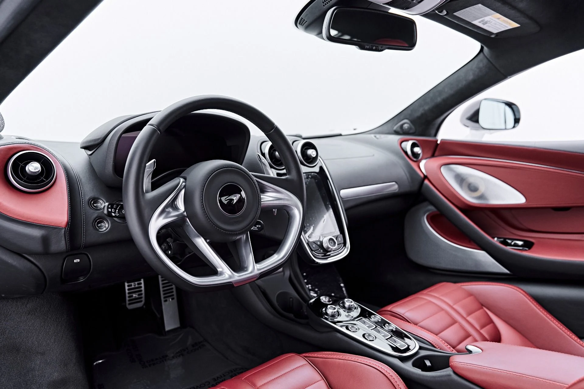 mph001_4211712520_Used_2025_Mc_Laren_GTS_1790357798_71f20e7513
