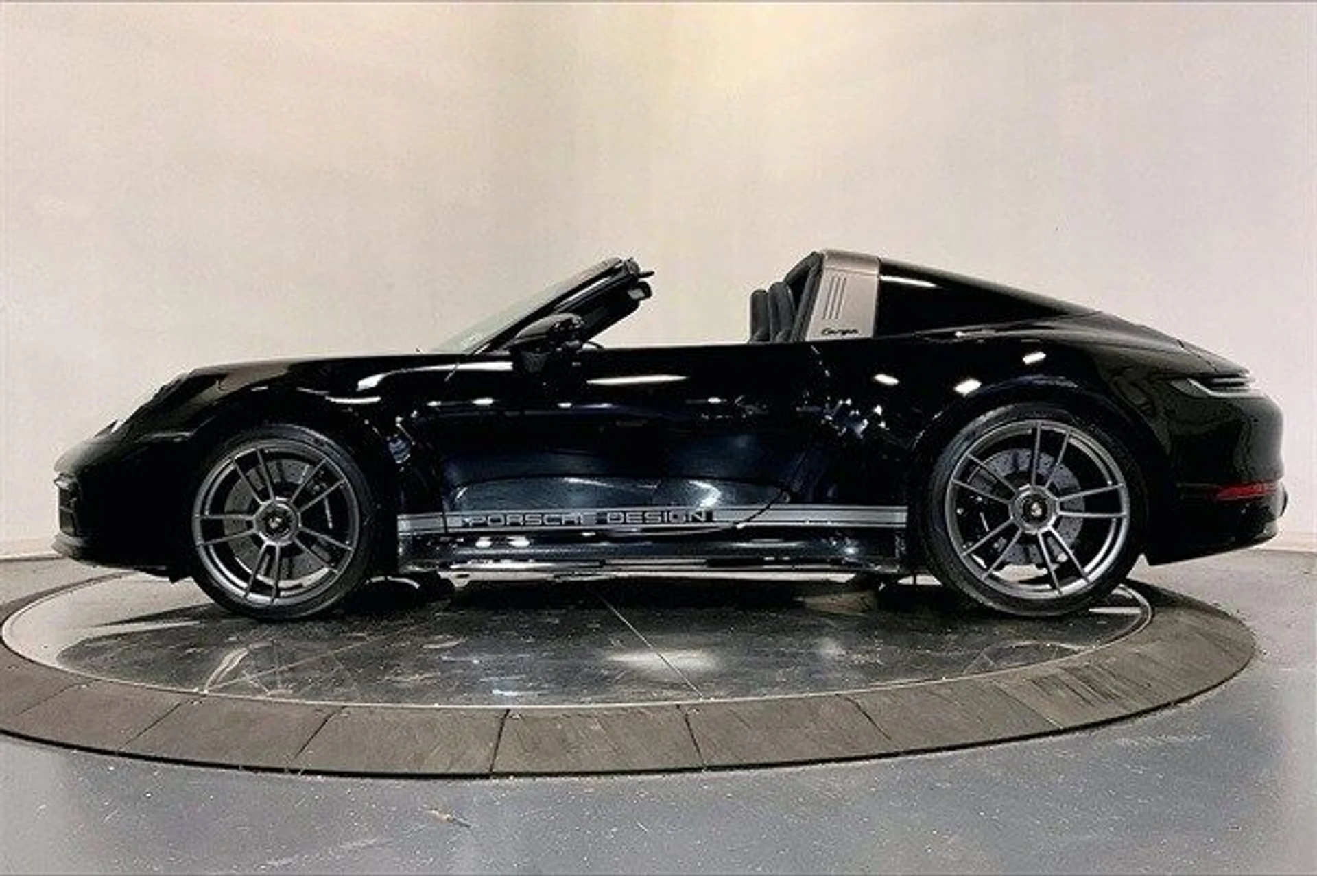 mph001_4221843036_e751ec859eba9b82f997cb091678179cx_1ab8d87151