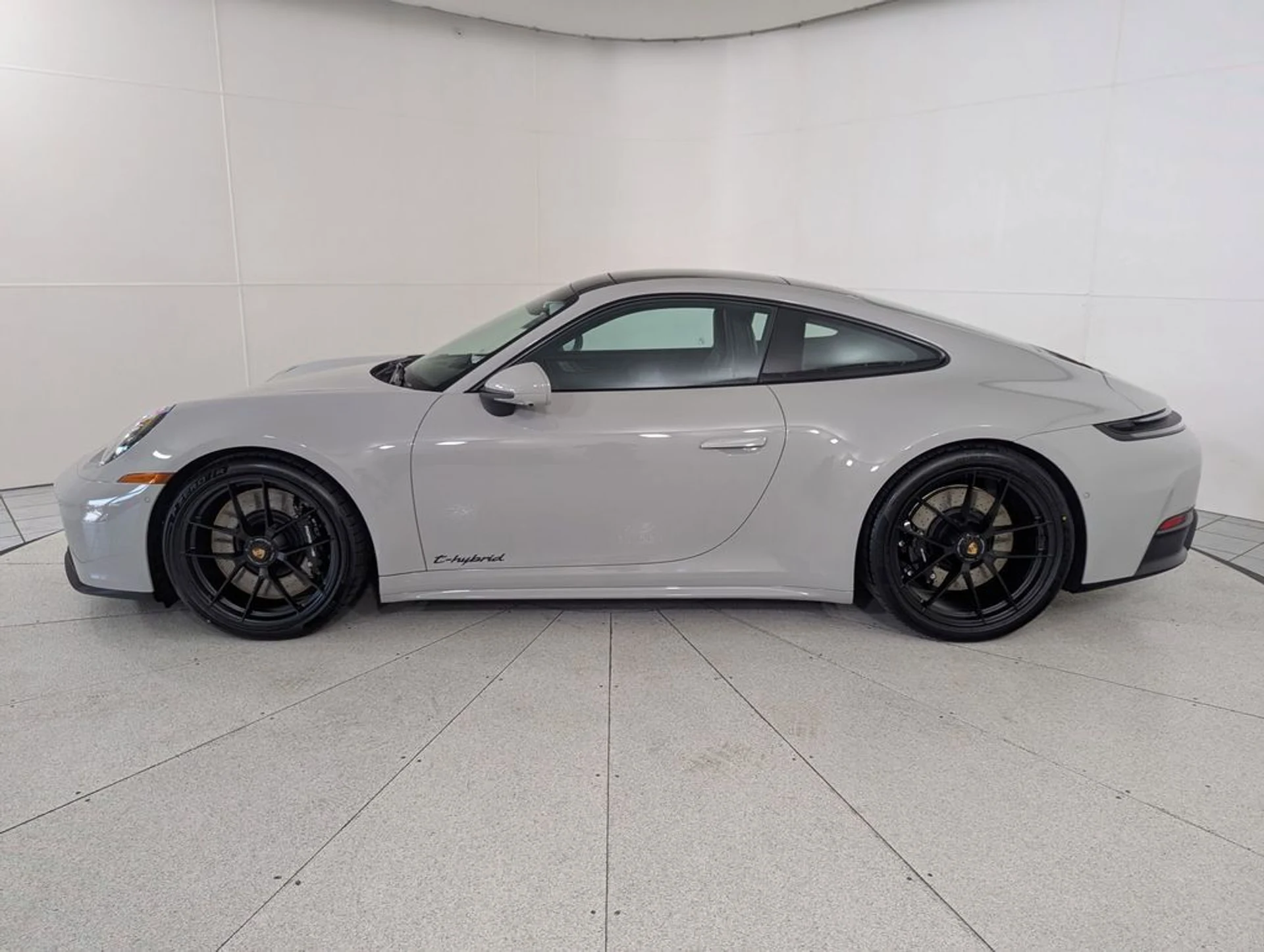 mph001_424478389_2236ef3aef3a498746430c2b8eec5b85x_57083faabd