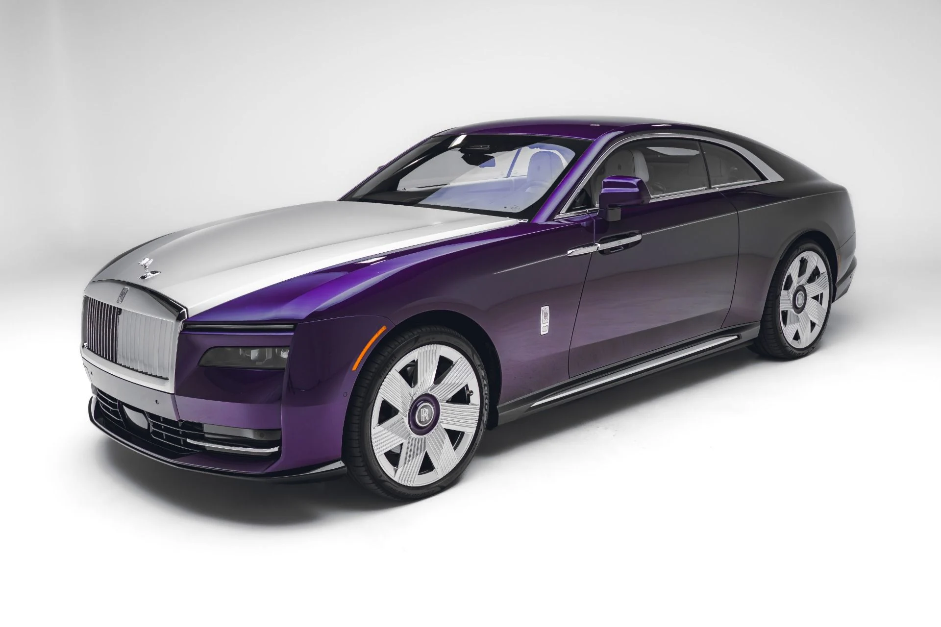 mph001_4249980409_Used_2024_Rolls_Royce_Spectre_1781798703_dda18284b3