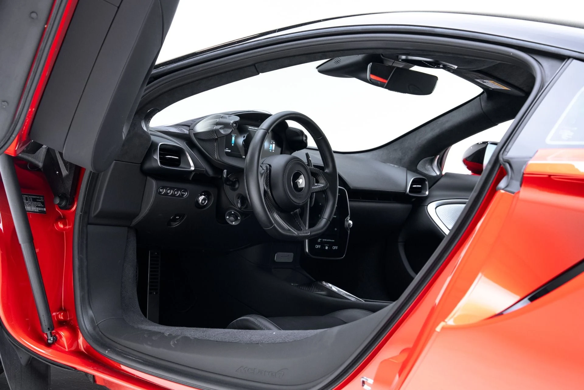 mph001_4253269812_Used_2024_Mc_Laren_Artura_1774465239_51aefbb397