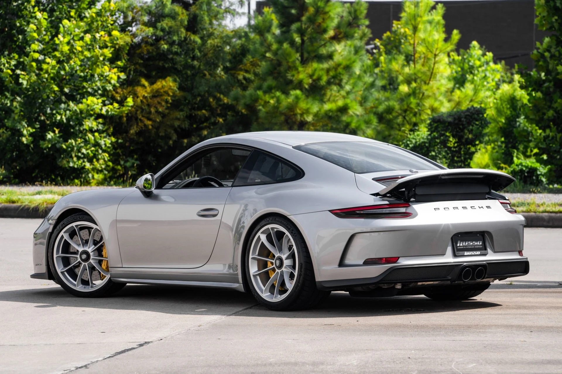 mph001_4263097820_Used_2018_Porsche_911_GT_3_Touring_1756161352_632c7d3d16