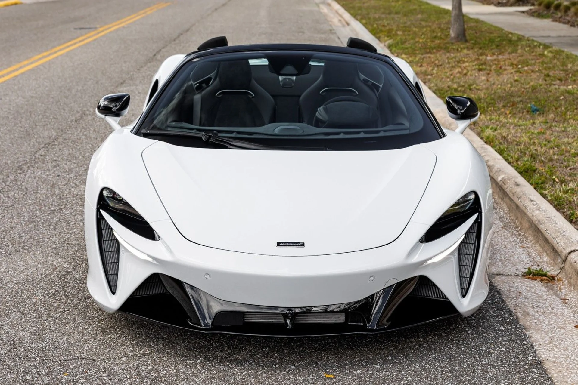 mph001_4266842395_657_p2_l_2ecd1b16c3