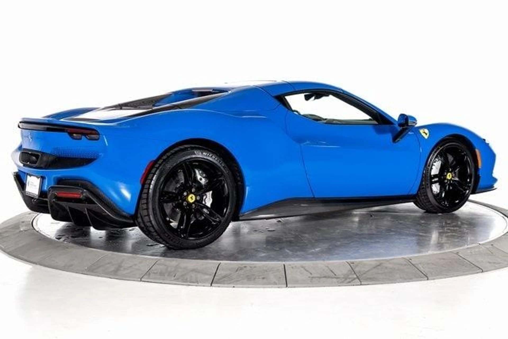 mph001_4273919331_7f88f9ef6cc73fd9891b1809ebb9ae8ax_6989ef2e57