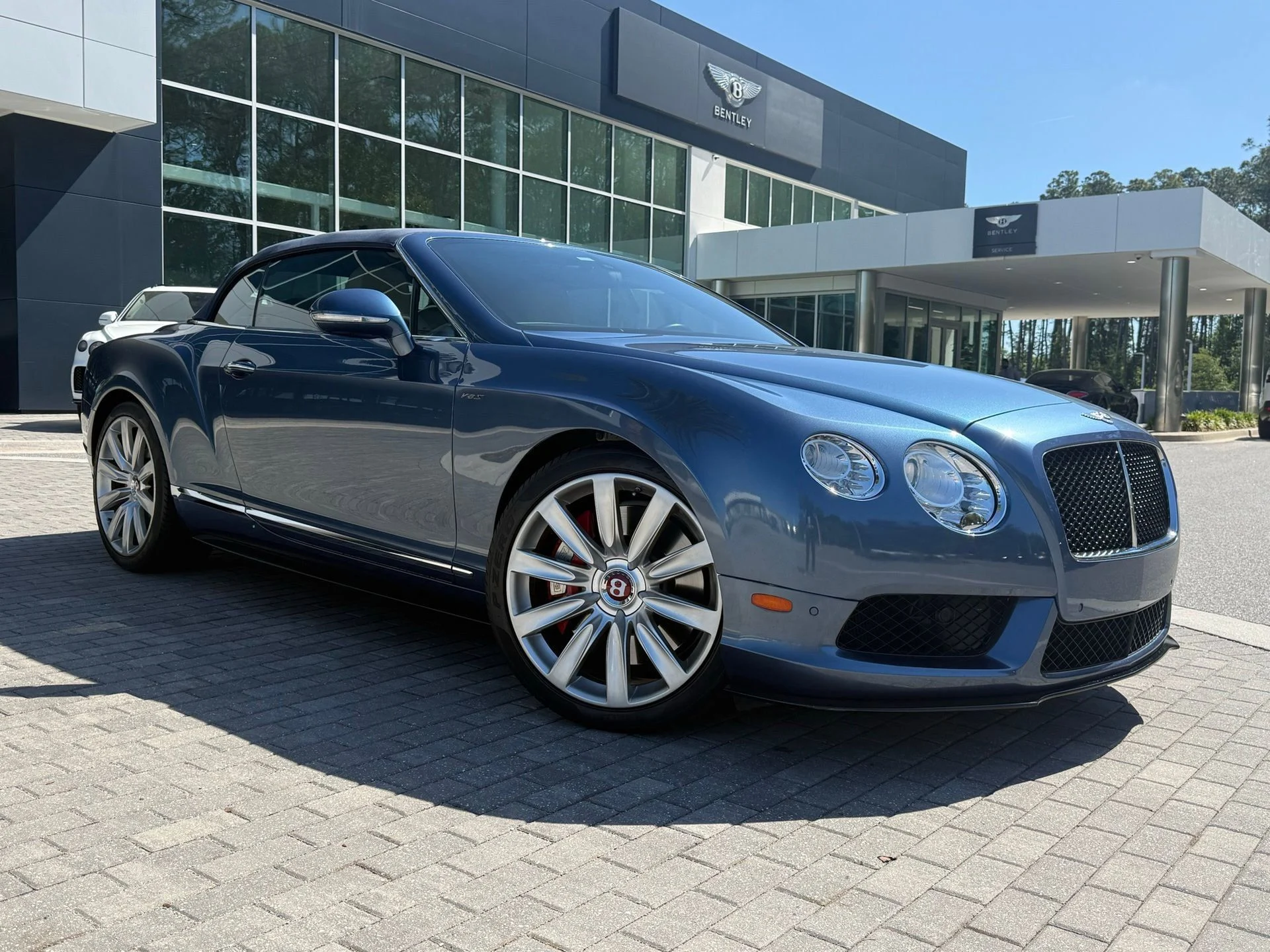 mph001_4274073411_a9b68802558a4c0cad39d67779cc2444_646d78d32f