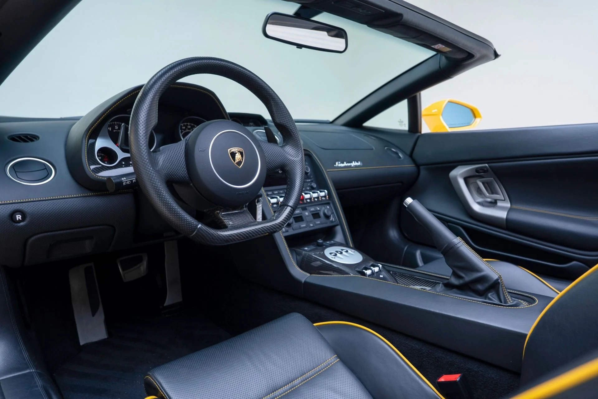 mph001_4284929879_Used_2011_Lamborghini_Gallardo_LP_560_4_Spyder_1780329769_189bc46e6e