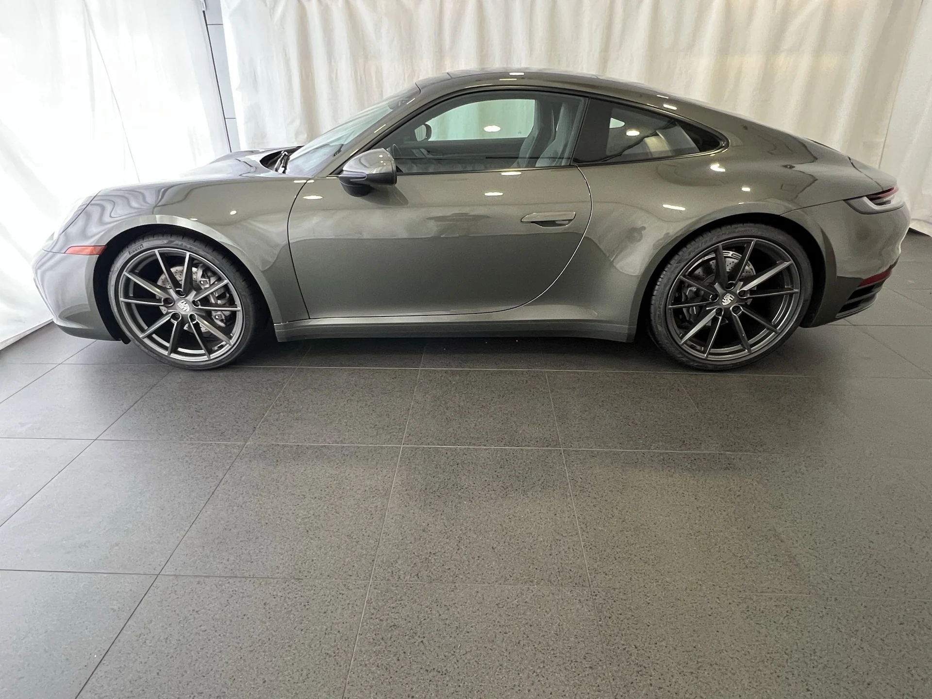 mph001_4285675895_4f6fedac5e767b59545d8537f6b6e54dx_cb94033014