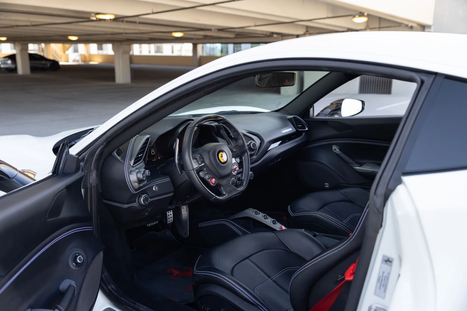mph001_4285806735_Used_2018_Ferrari_488_GTB_1778879676_2212409b18