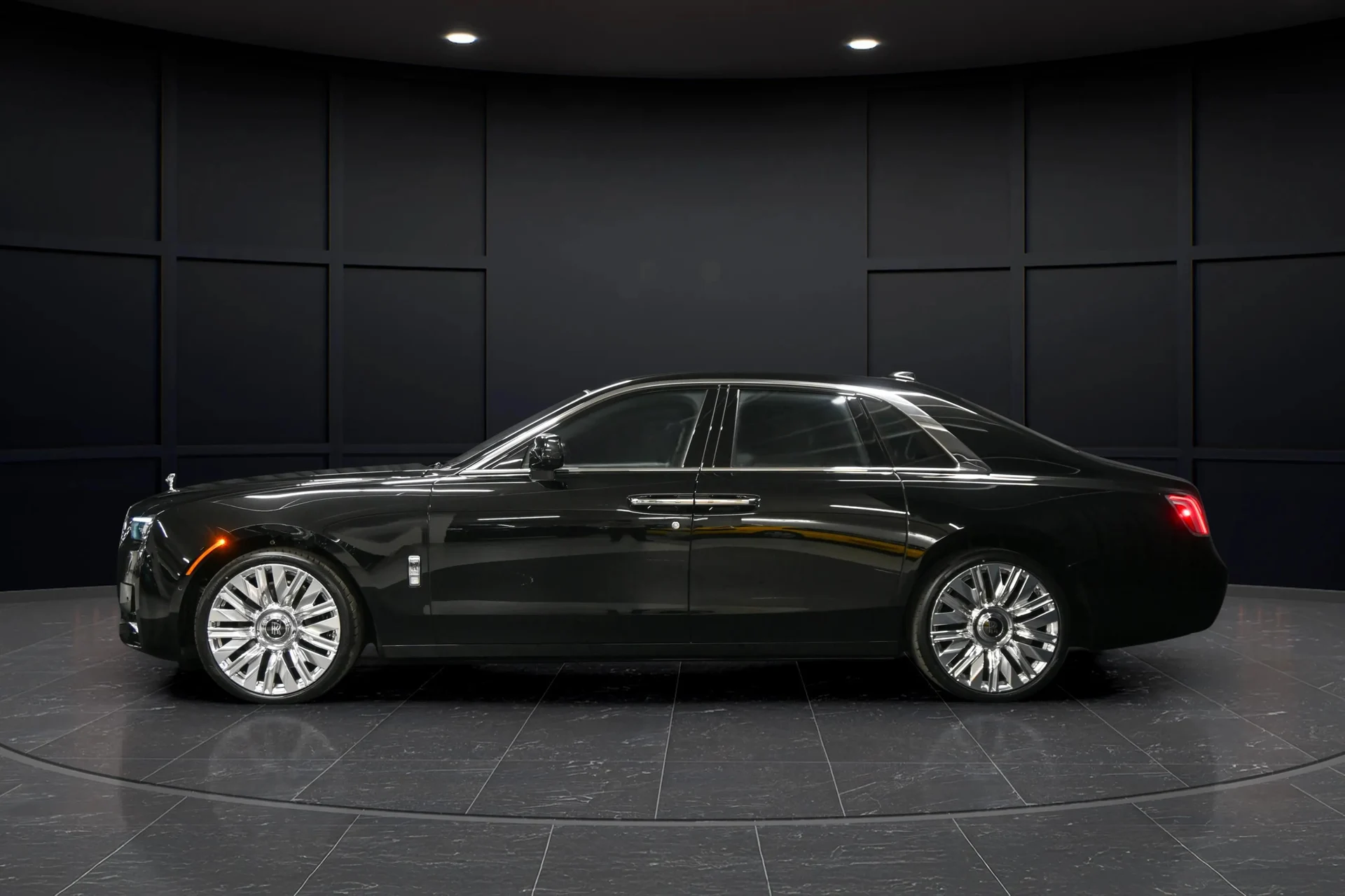 mph001_4286820647_d906202e_cc1c_452a_9cb4_1bae43fdf4f9_202520_Rolls_Royce20_Ghost20282501629_8_fc3224fafe