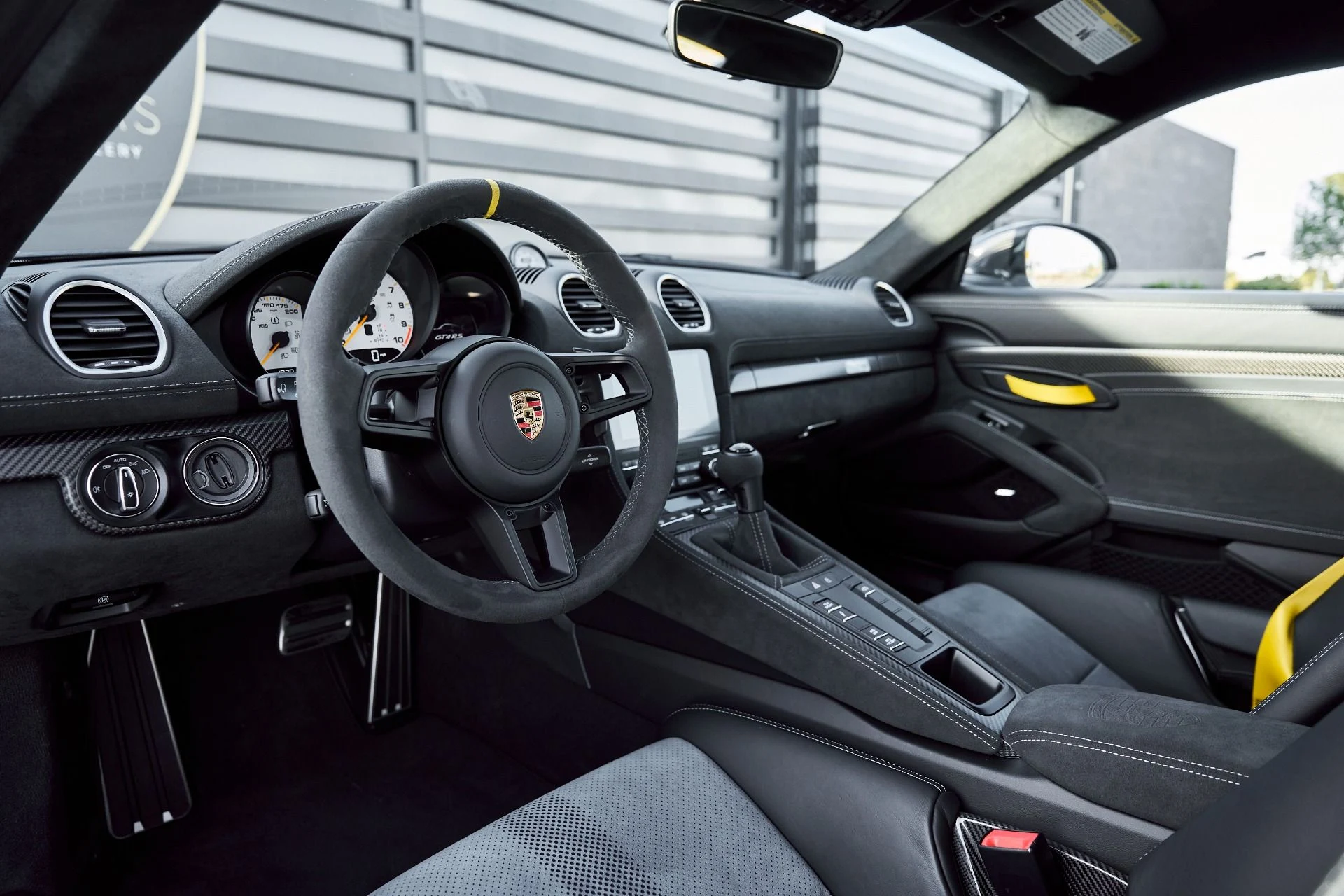 mph001_4288965168_Used_2024_Porsche_718_Cayman_GT_4_RS_1766514124_4bdfb1113b