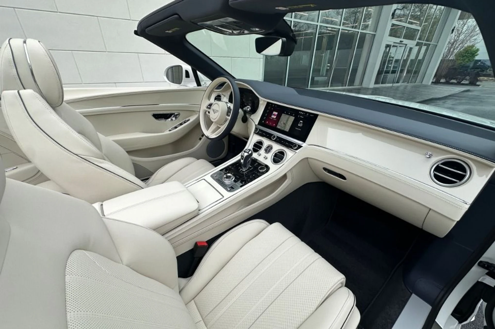 mph001_4293440447_New_2026_Bentley_Continental_GT_GTC_1777983733_c47e0fe159