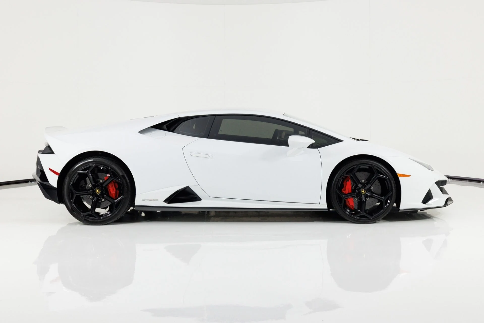 mph001_430206512_Used_2020_Lamborghini_Huracan_LP_640_4_EVO_1779139545_fec5fb3012