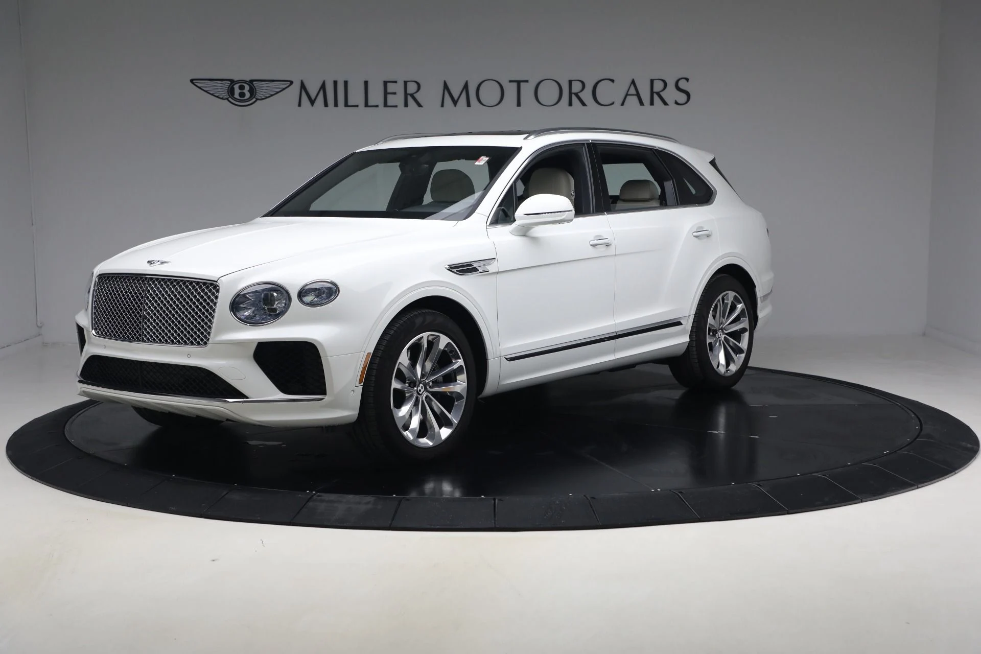 mph001_431195596_Used_2023_Bentley_Bentayga_V8_1770421223_f2fd2fa683