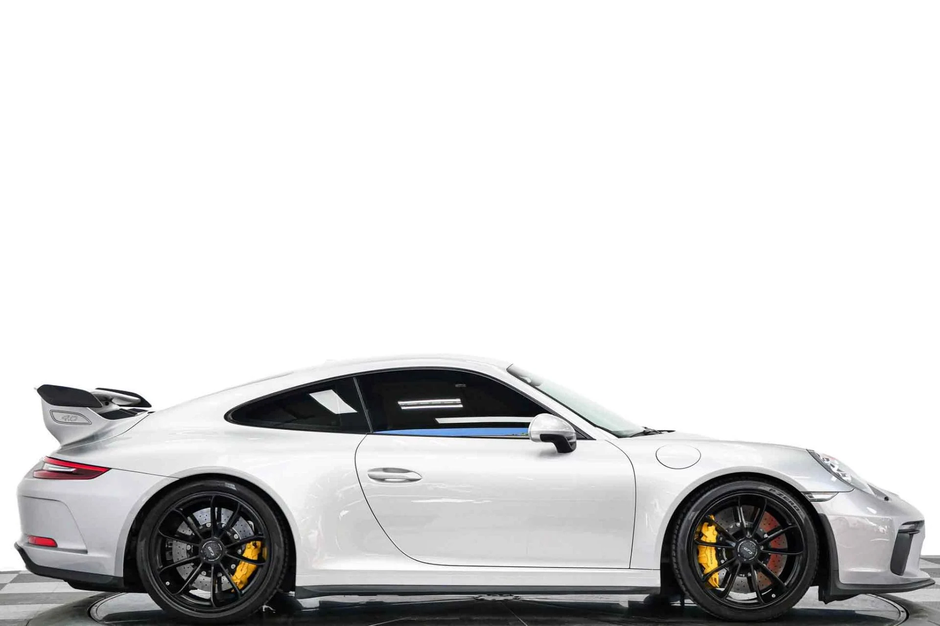 mph001_43165670_Used_2018_Porsche_911_GT_3_6_Speed_Manual_Carbon_Buckets_Carbon_Brakes_1787849998_7b9912cd62