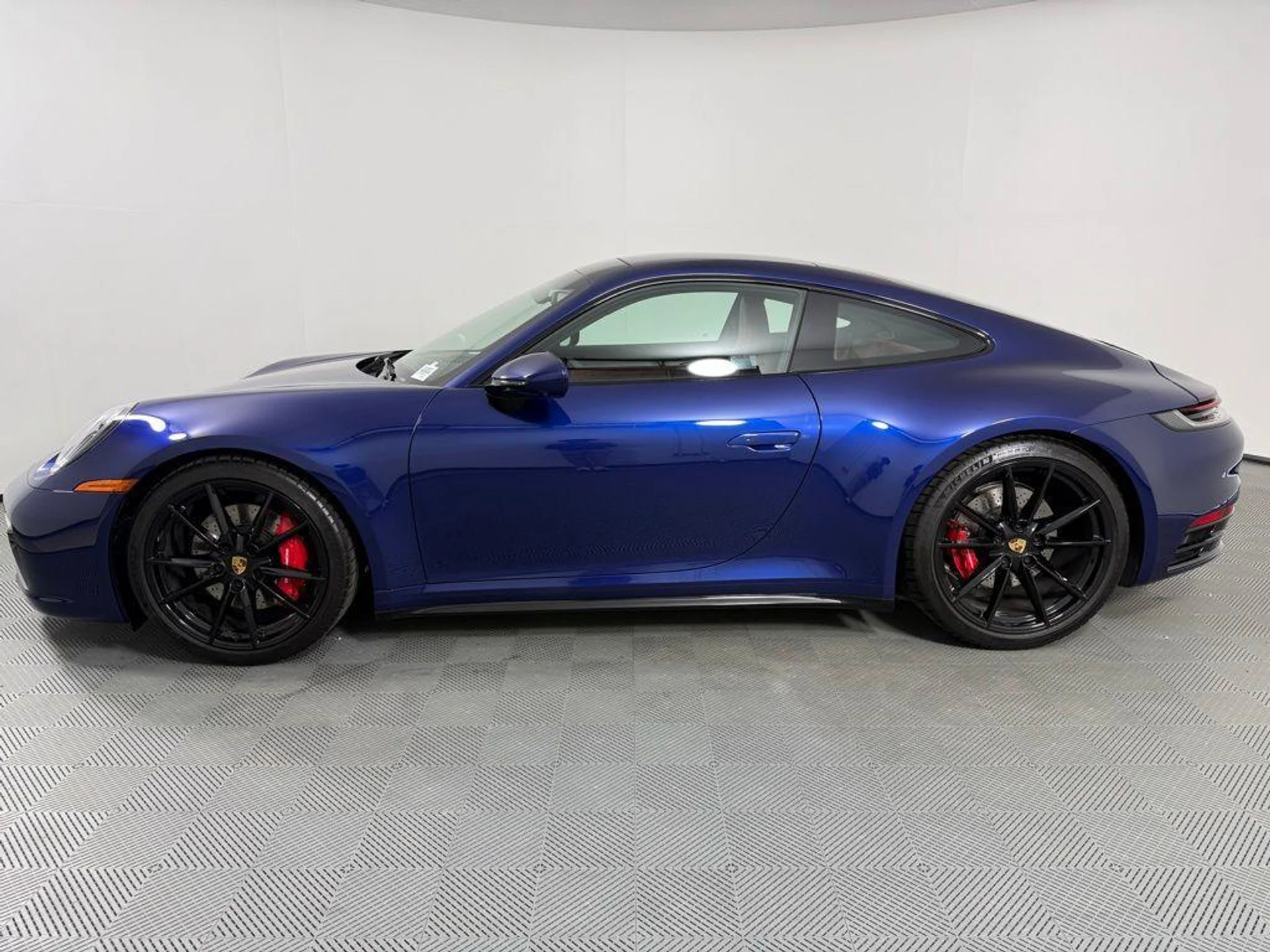 mph001_432000366_Qv1_W1_Rd2_IJCK_1_L_Lp_BN_Rd_Iz_O_My_I_ef0e046891