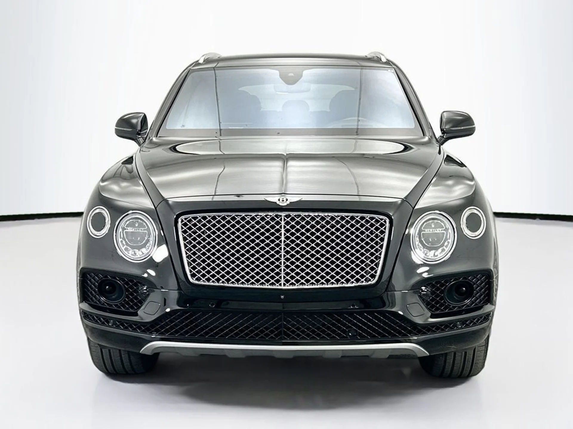 mph001_435642644_used_2017_bentley_bentayga_w12firsteditionawd_8119_22988932_2_1024_919a8ebcfc