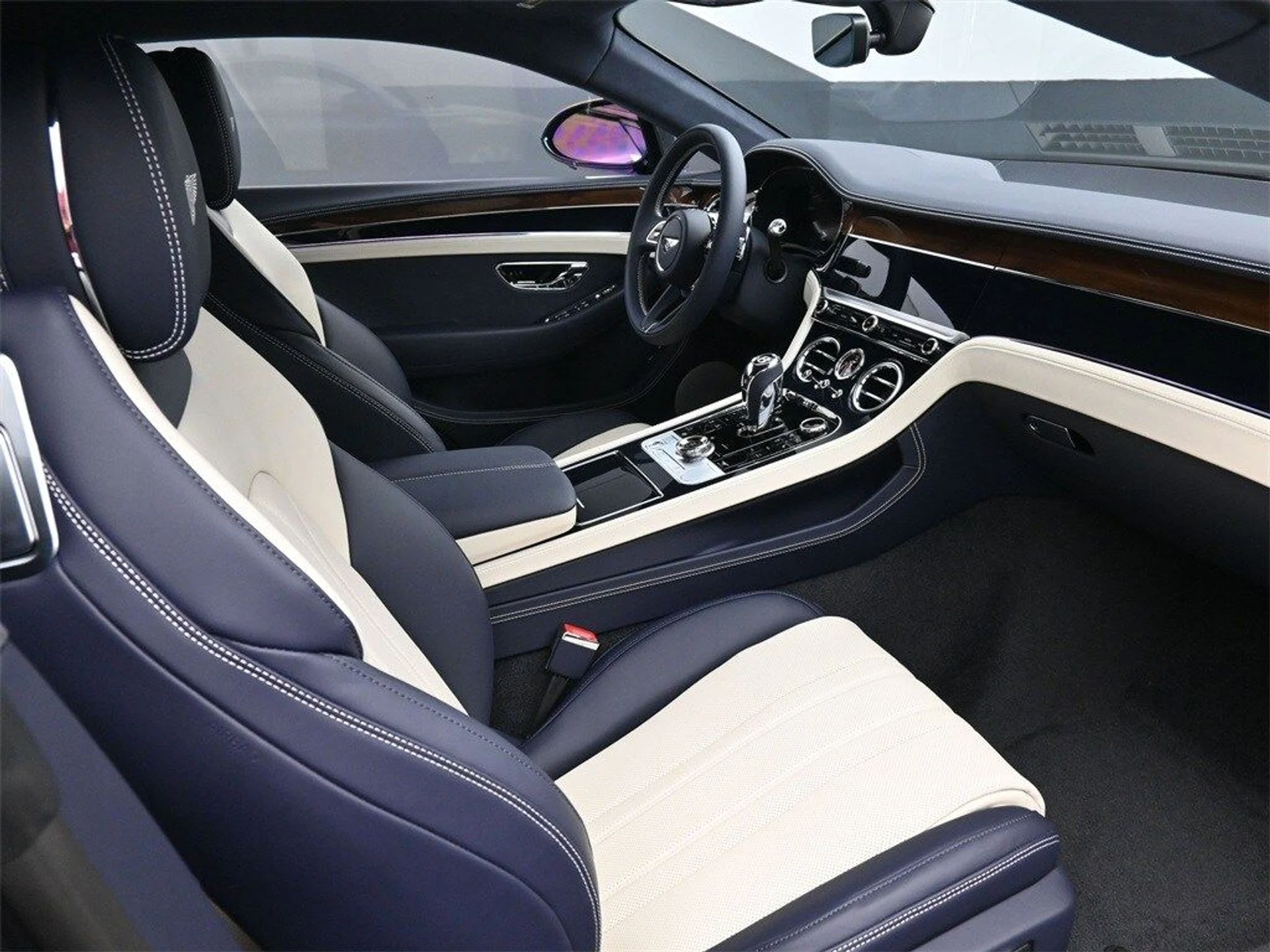 mph001_437511740_d255d1543097ef806cfe919c45635307x_0ec257a461