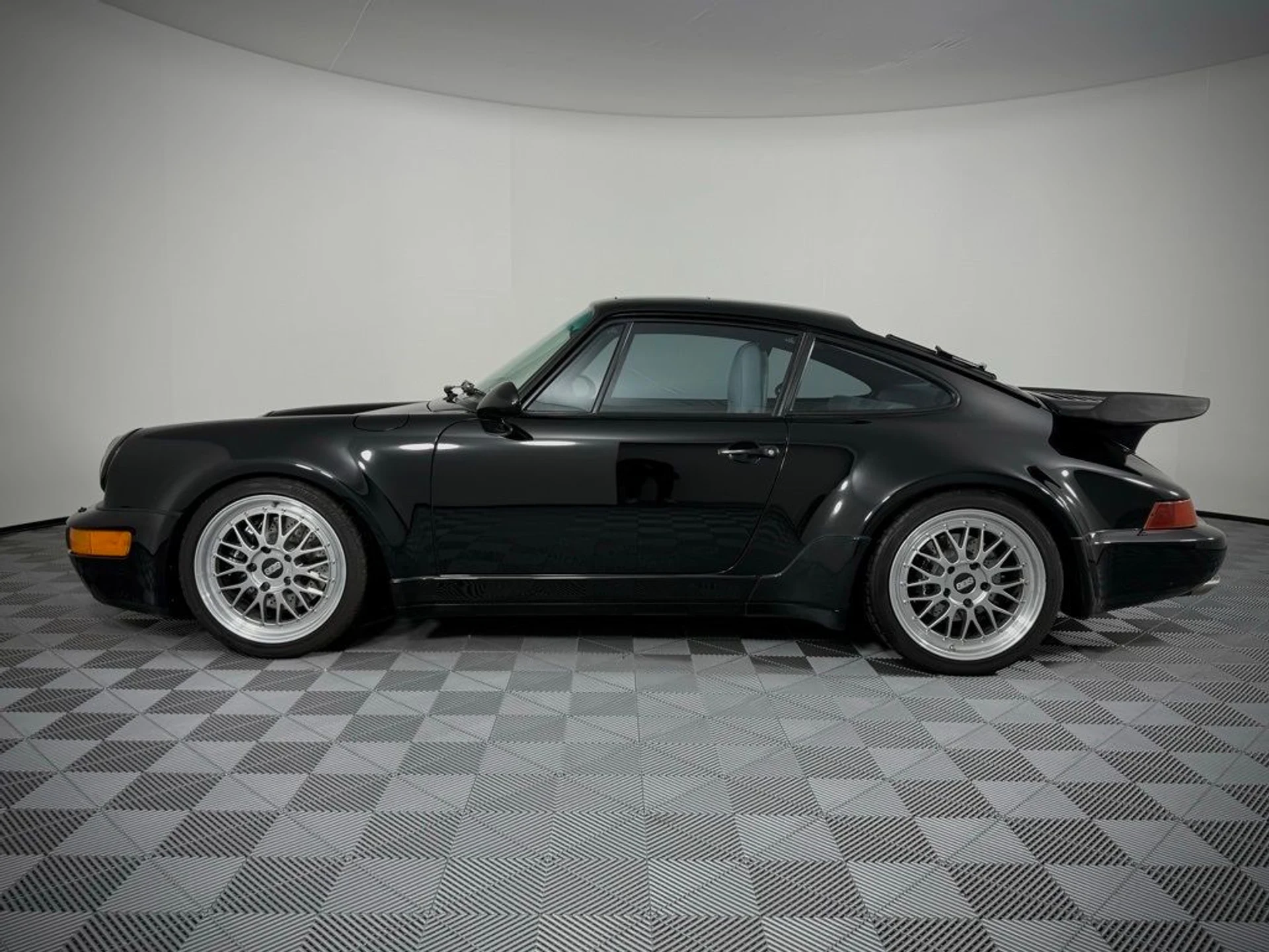 mph001_437754428_808c844d0342fc5833061f66ff0f94cd_3775dd7b64