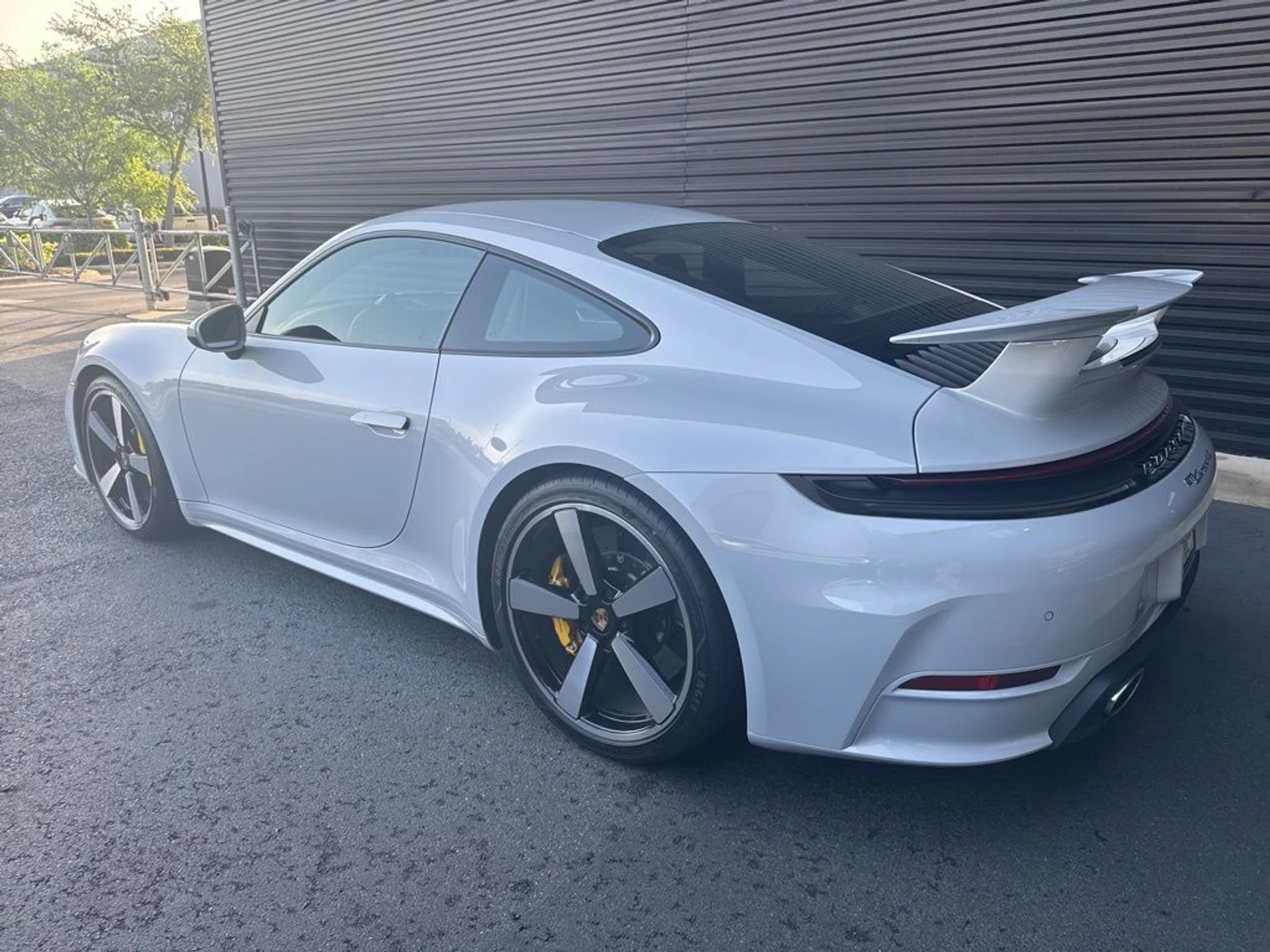 mph001_440881345_153c11537e9ddb8ceb8f51b7a97ef897x_e560e1c470