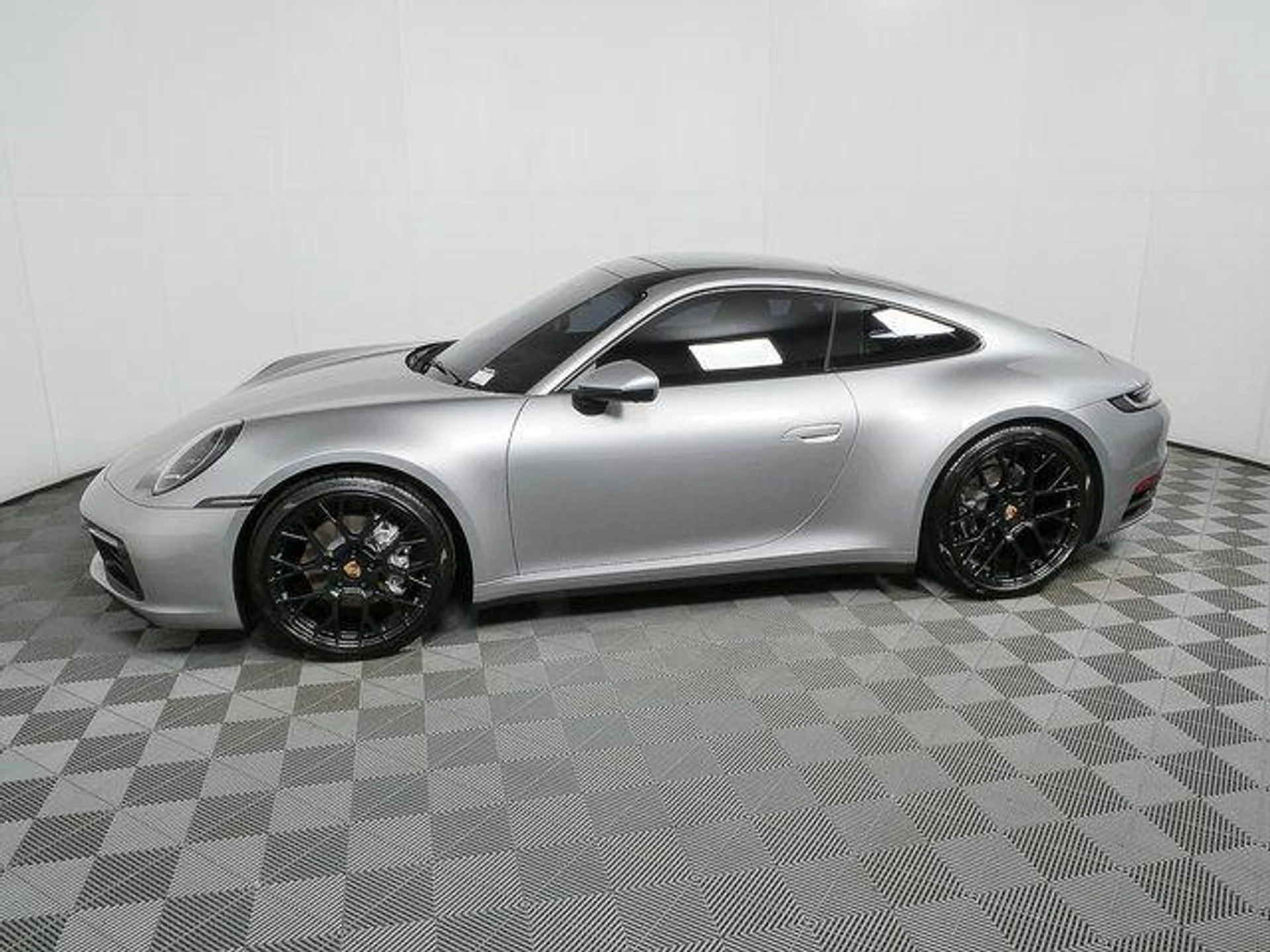 mph001_447095799_l0_I5yy0_Vo_G_3q_LU_Smhmvw8_V1_Zw4_e716e13eef