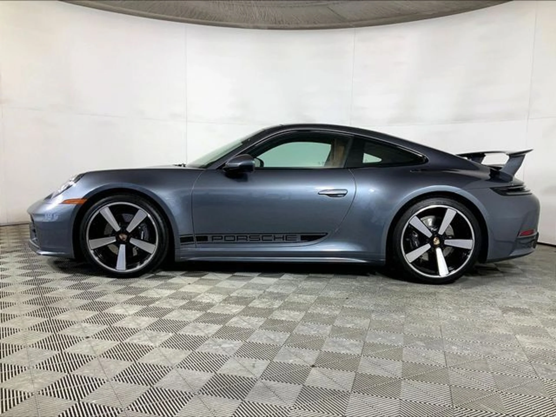 mph001_451614120_1685e21b33cd1b203cdaeb6024866137_e7191de338