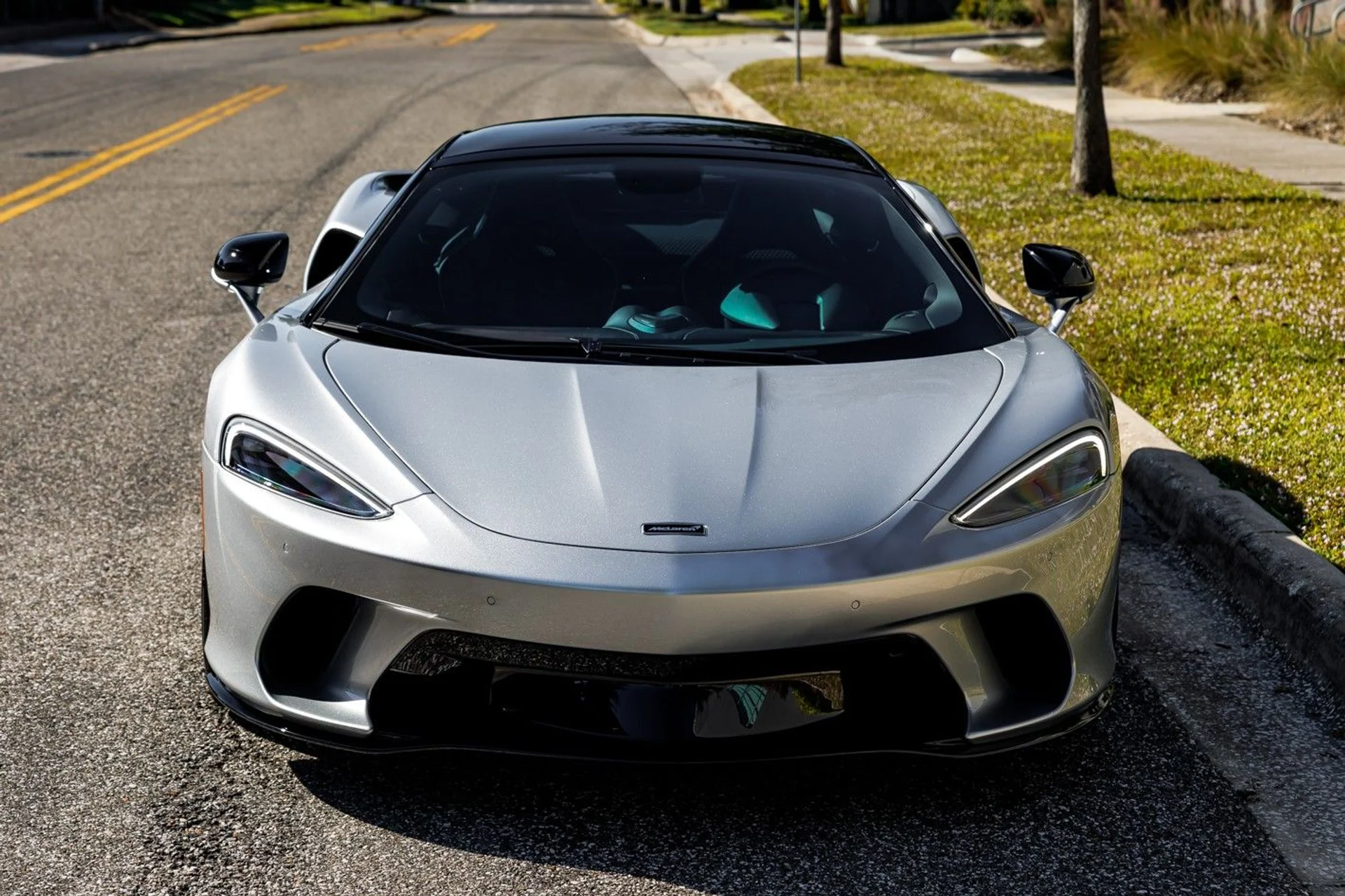 mph001_456643142_137_p2_l_ae8efb4f55