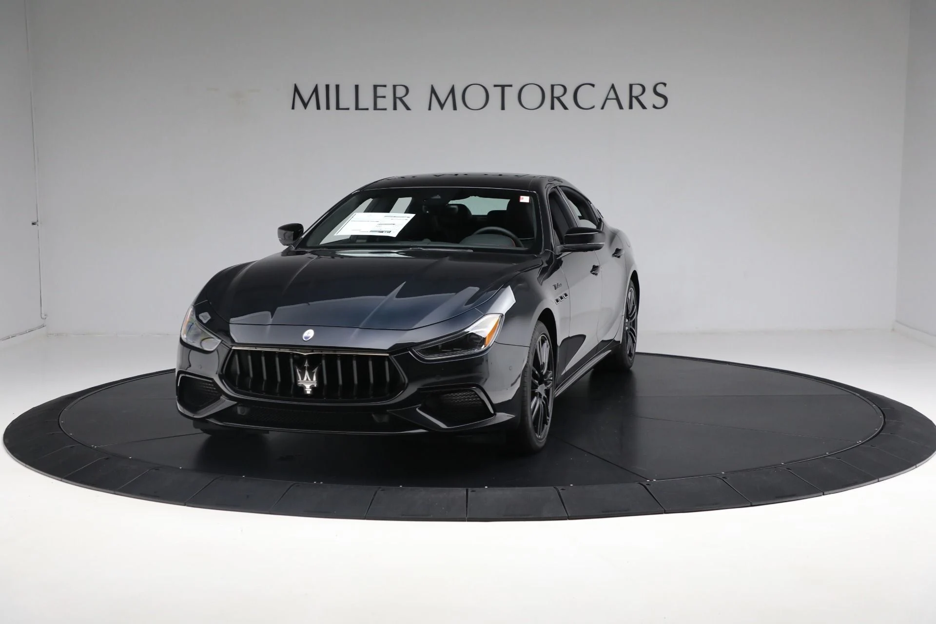 mph001_462362526_Used_2024_Maserati_Ghibli_Modena_Ultima_Q4_1722711076_0aa6caf49b