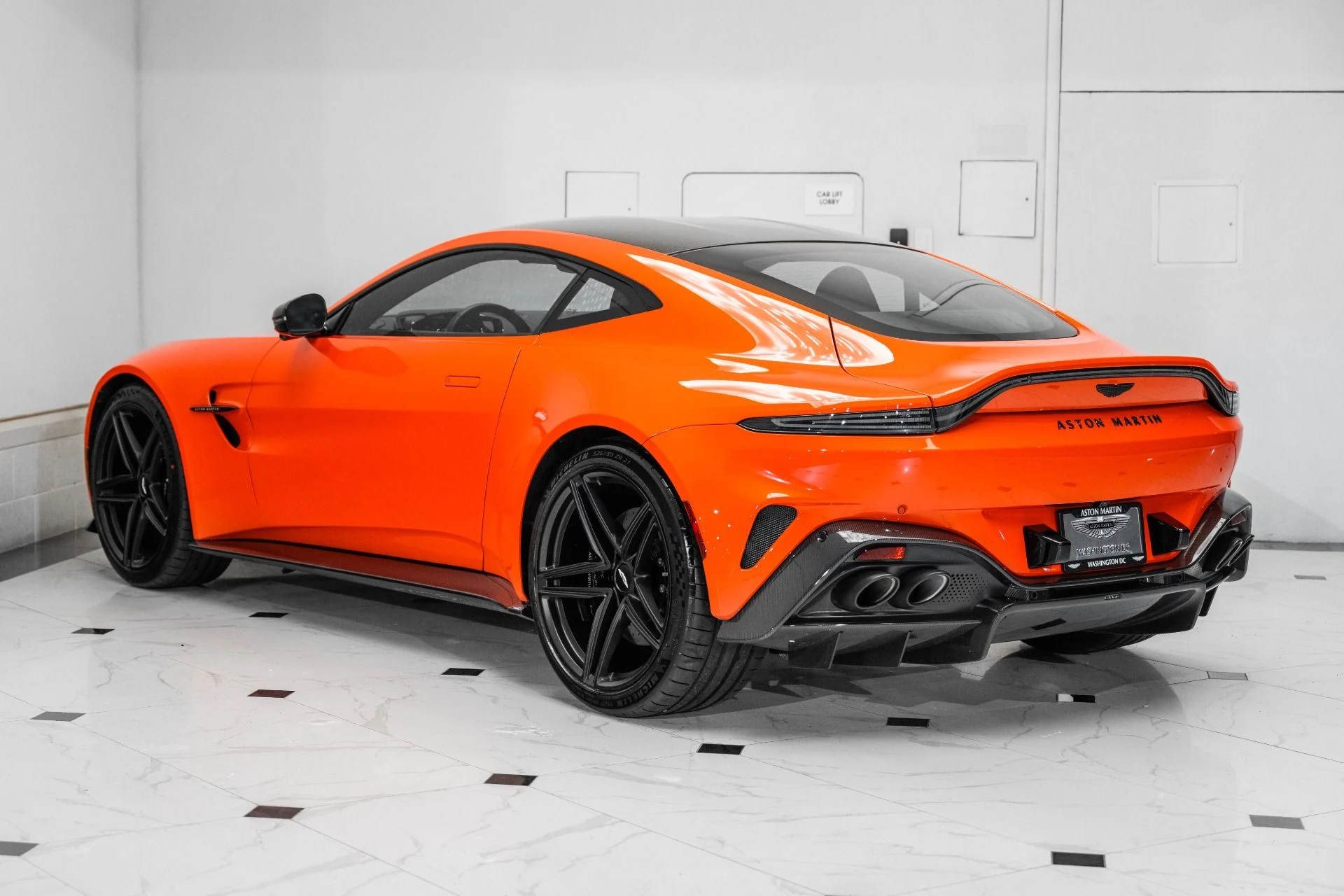 mph001_468450267_Used_2025_Aston_Martin_Vantage_1754335114_34ad3578e9