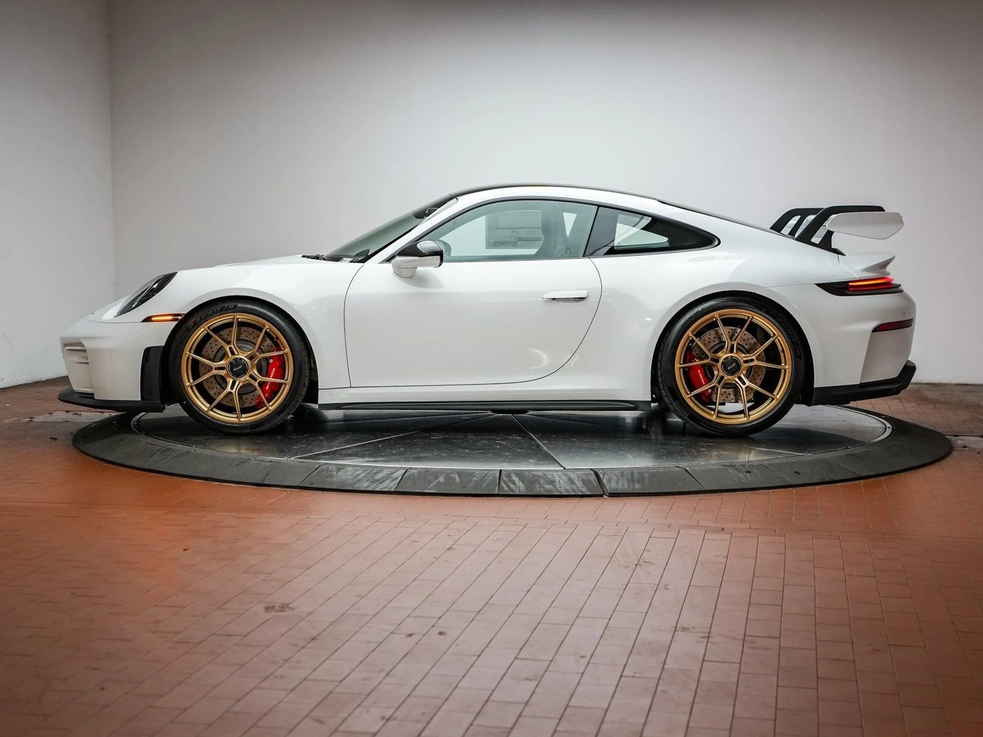 mph001_469695150_789f6bcca631df7619a8e2f949defc03x_0d57aa50bf