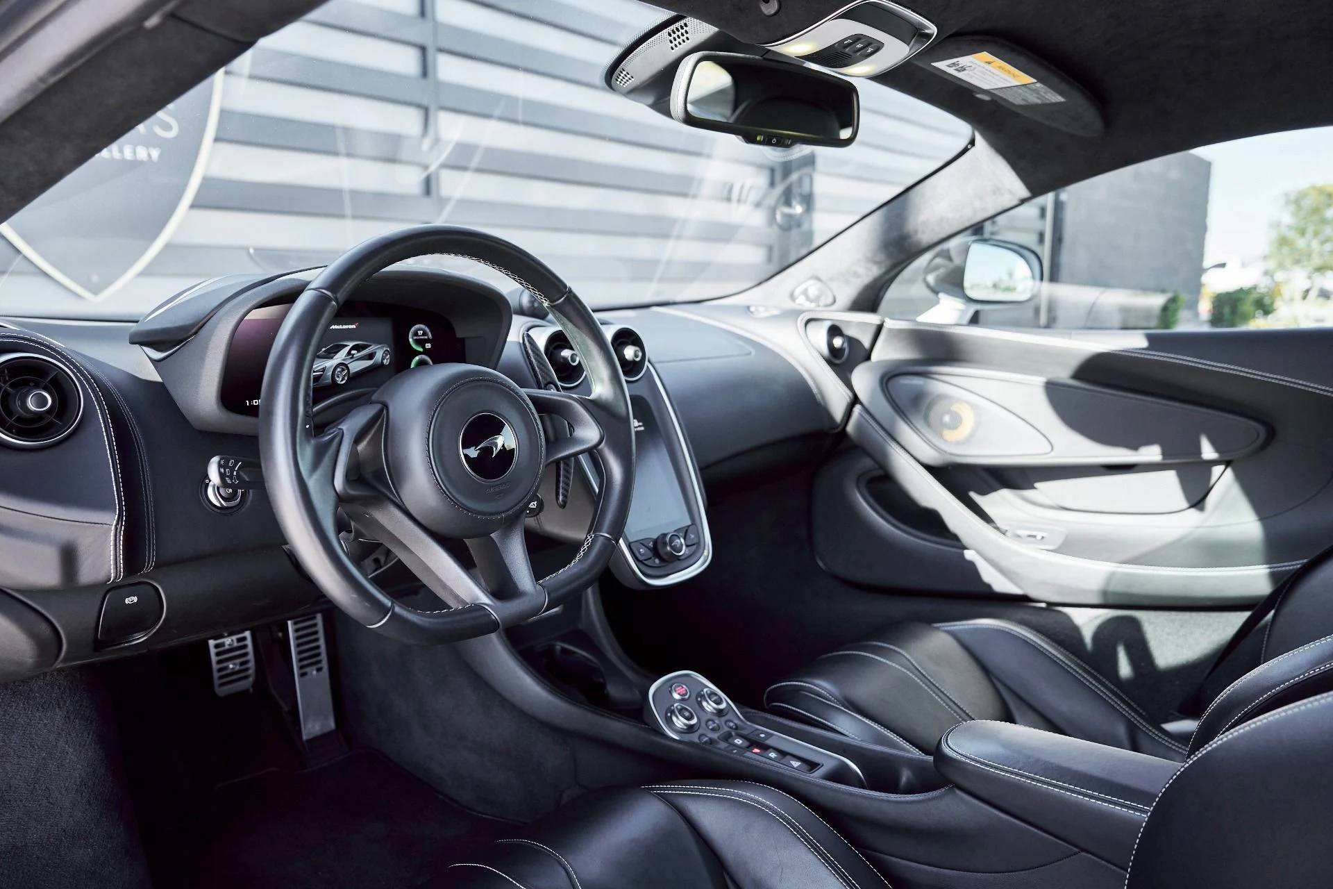 mph001_473445744_Used_2020_Mc_Laren_570_S_1768499735_b265897707