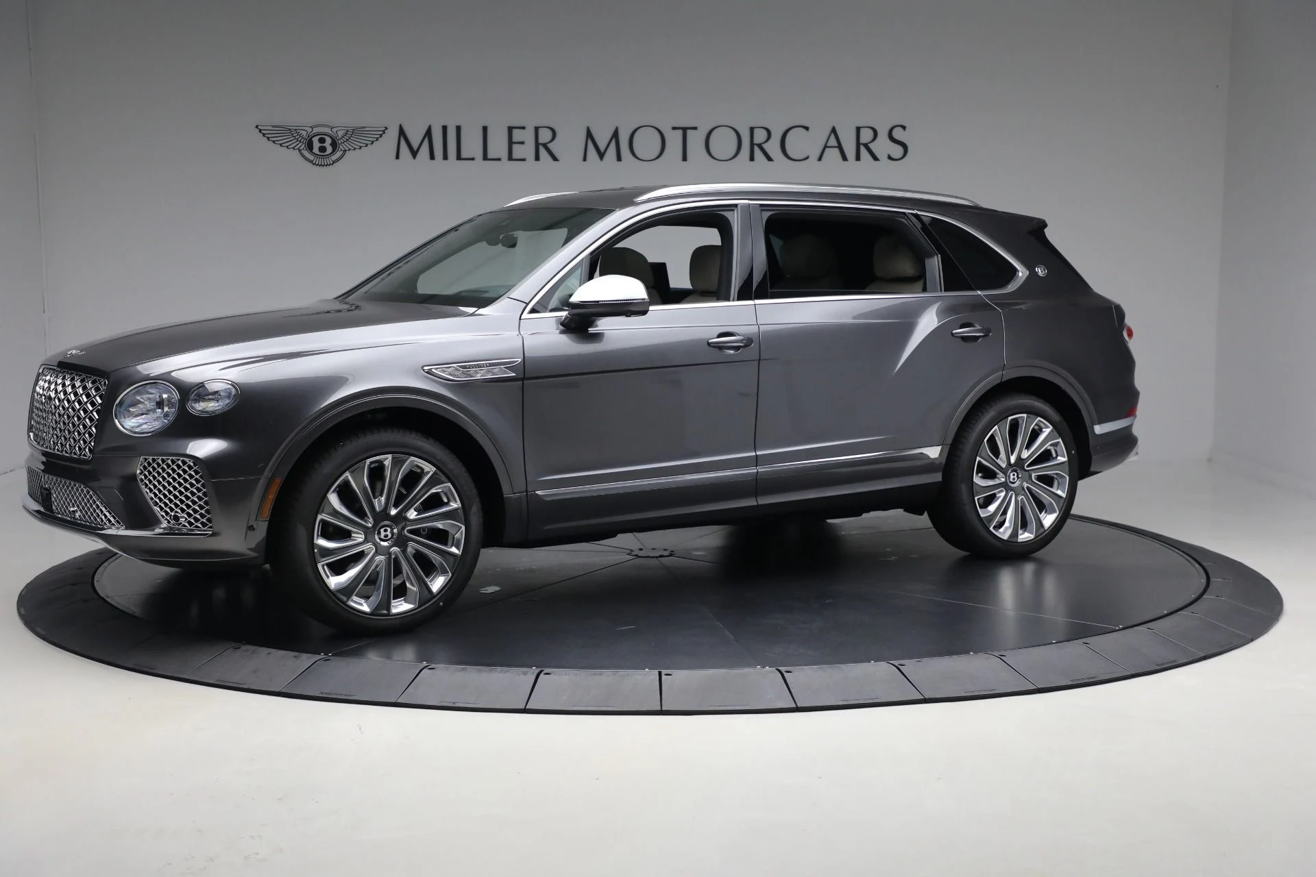 mph001_474119921_New_2025_Bentley_Bentayga_EWB_Mulliner_V8_cd90f2a944