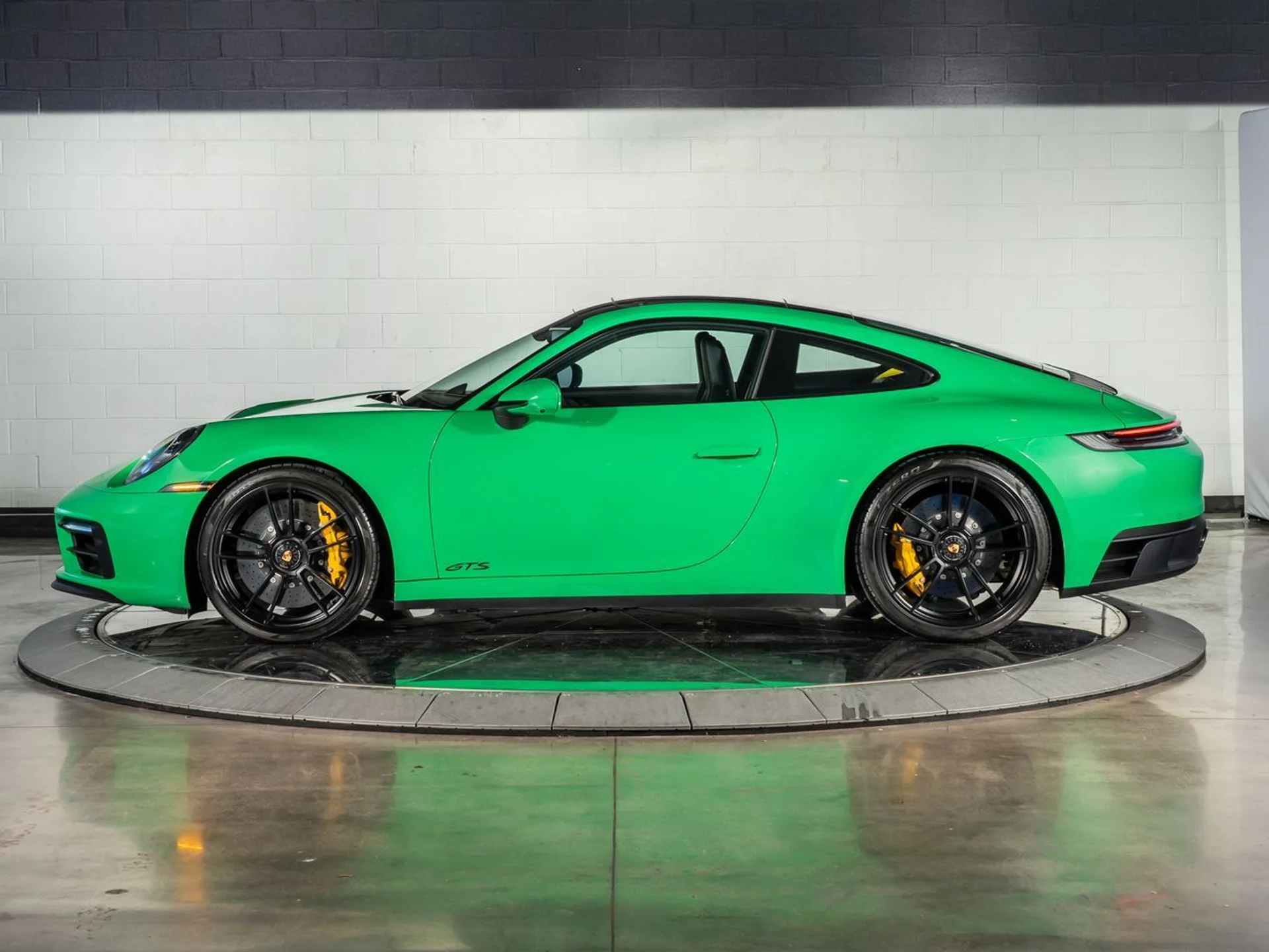 mph001_474460874_3440e7d3e369861758d8133aa0933d69_40eed44ed2