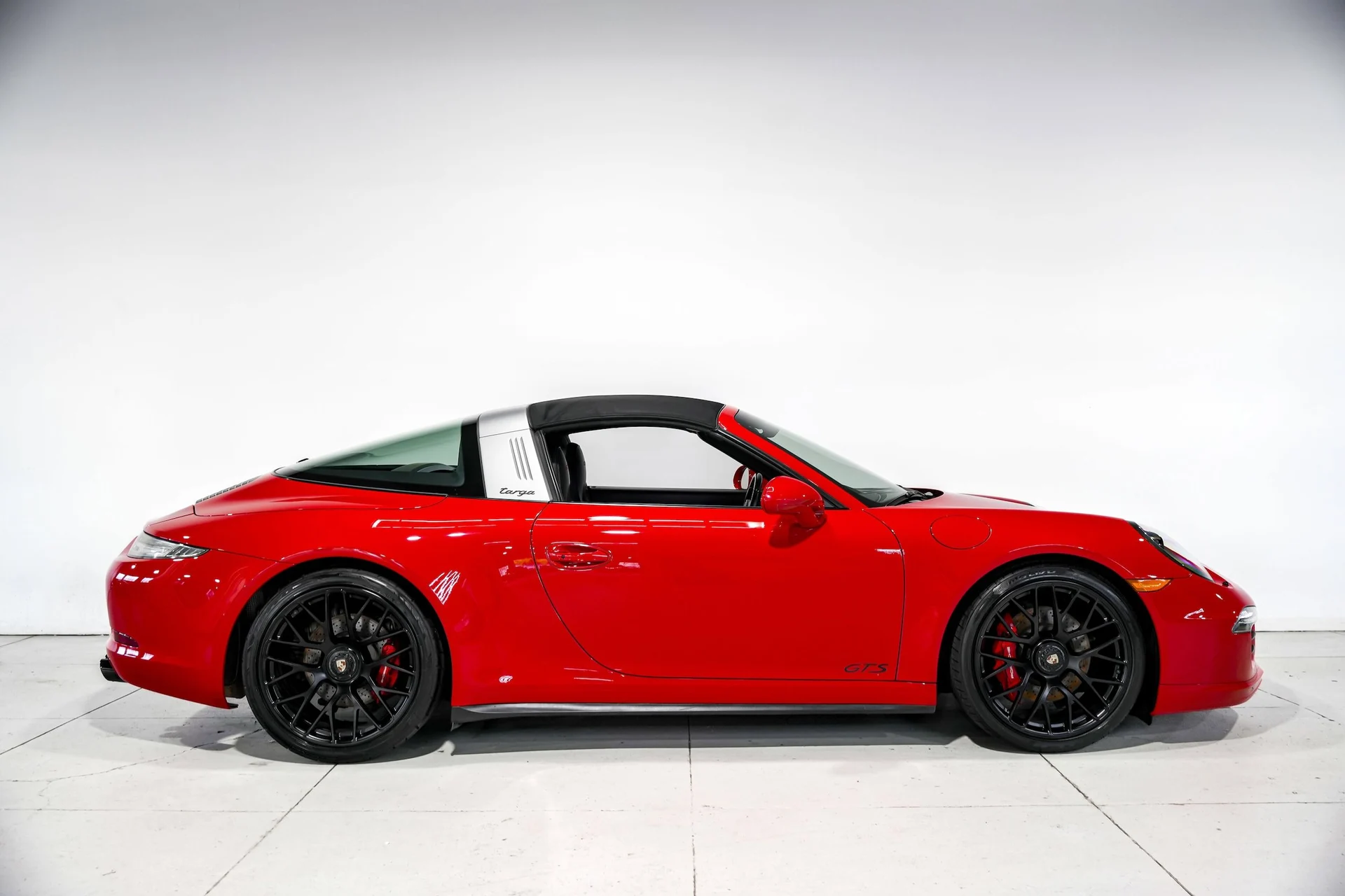 mph001_483394241_db492bb5e9e348ce32e5a9ba3f5e78e3x_34abf6358b