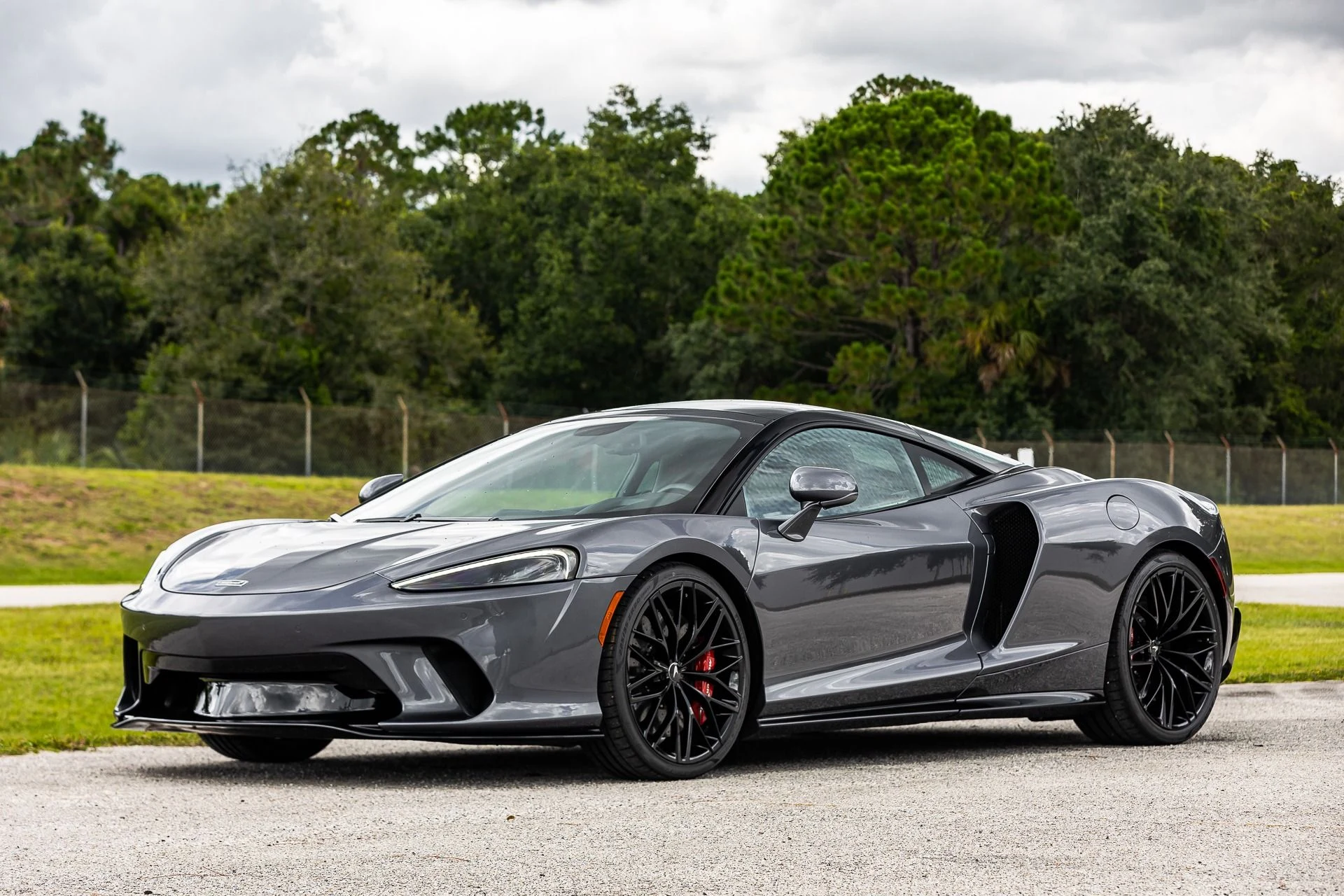 mph001_491118568_313_p2_l_b565b8e944