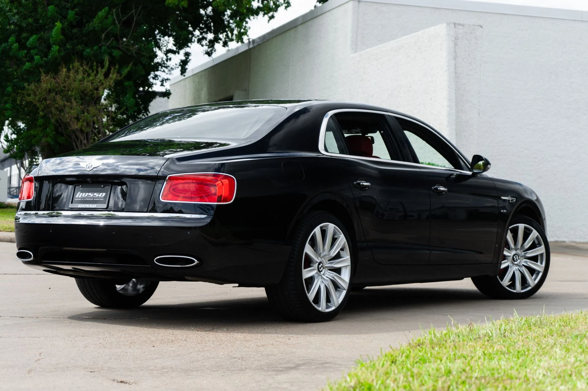 mph001_499705712_Used_2016_Bentley_Flying_Spur_W12_1760989629_0e6216476a