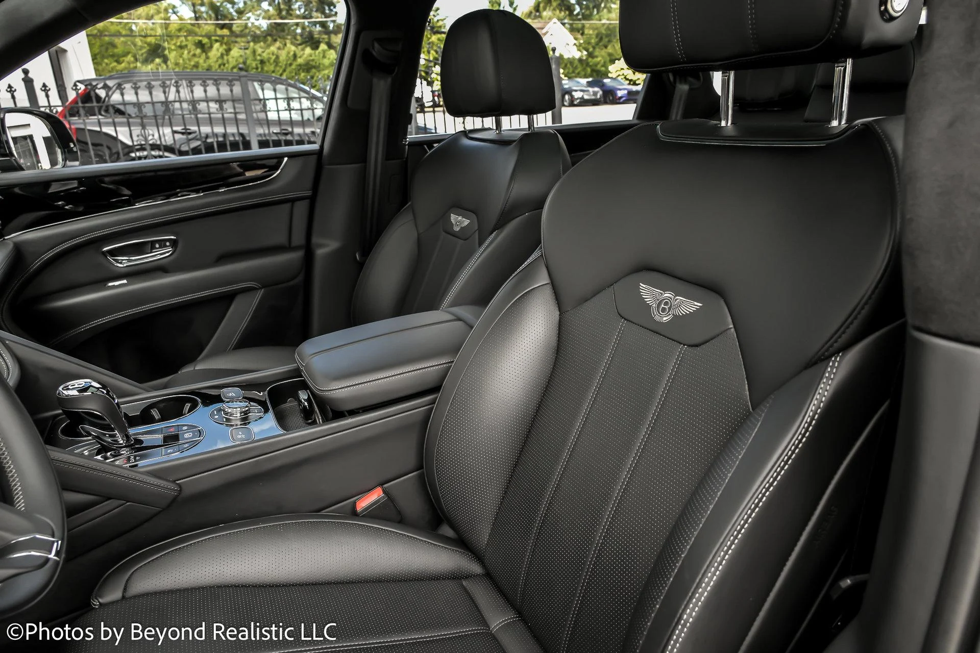 mph001_501725942_Used_2024_Bentley_Bentayga_Hybrid_1759997507_bdd18ad483
