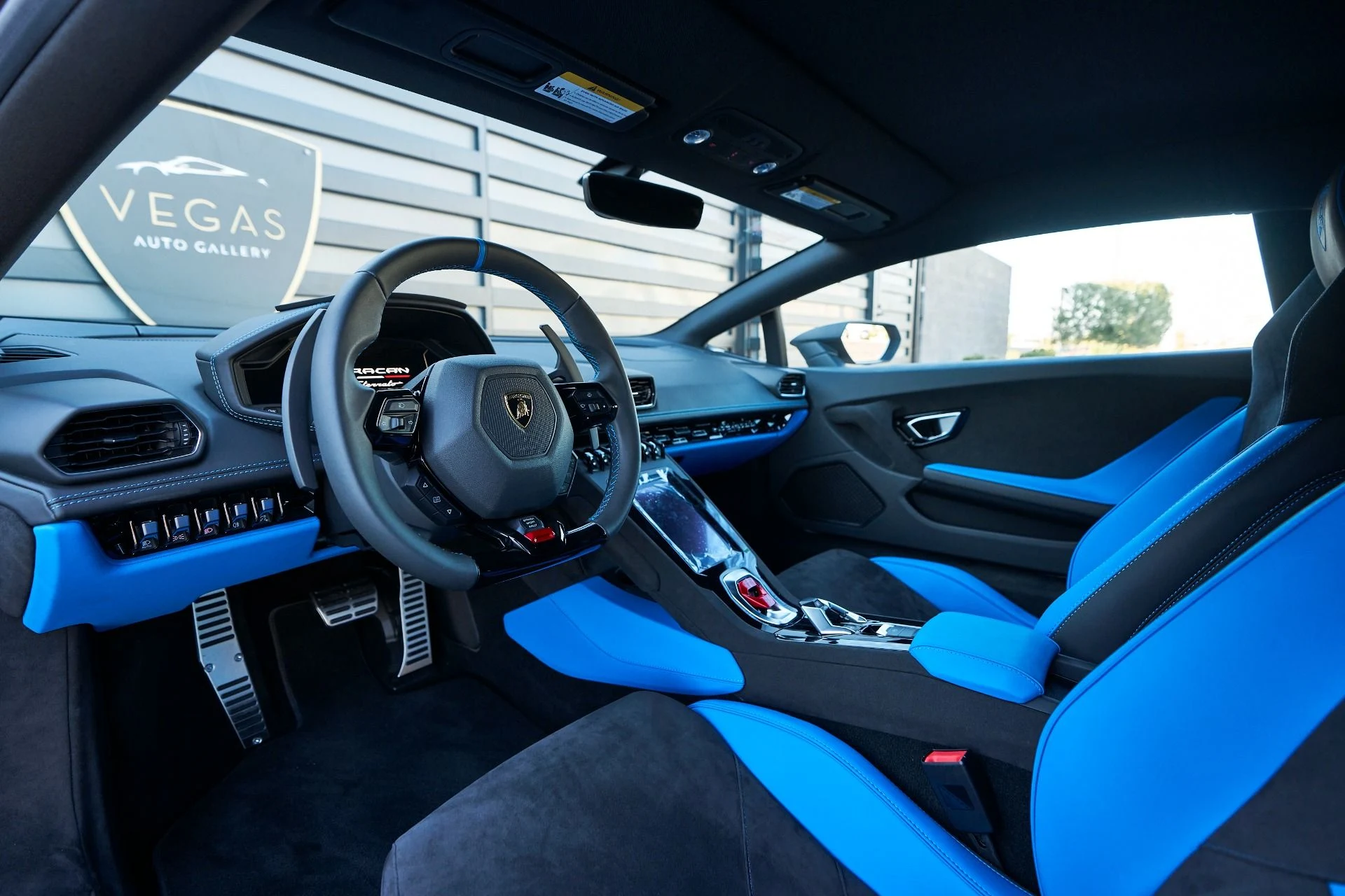 mph001_505899930_Used_2024_Lamborghini_Huracan_Sterrato_Base_1761068378_5dd3e97046