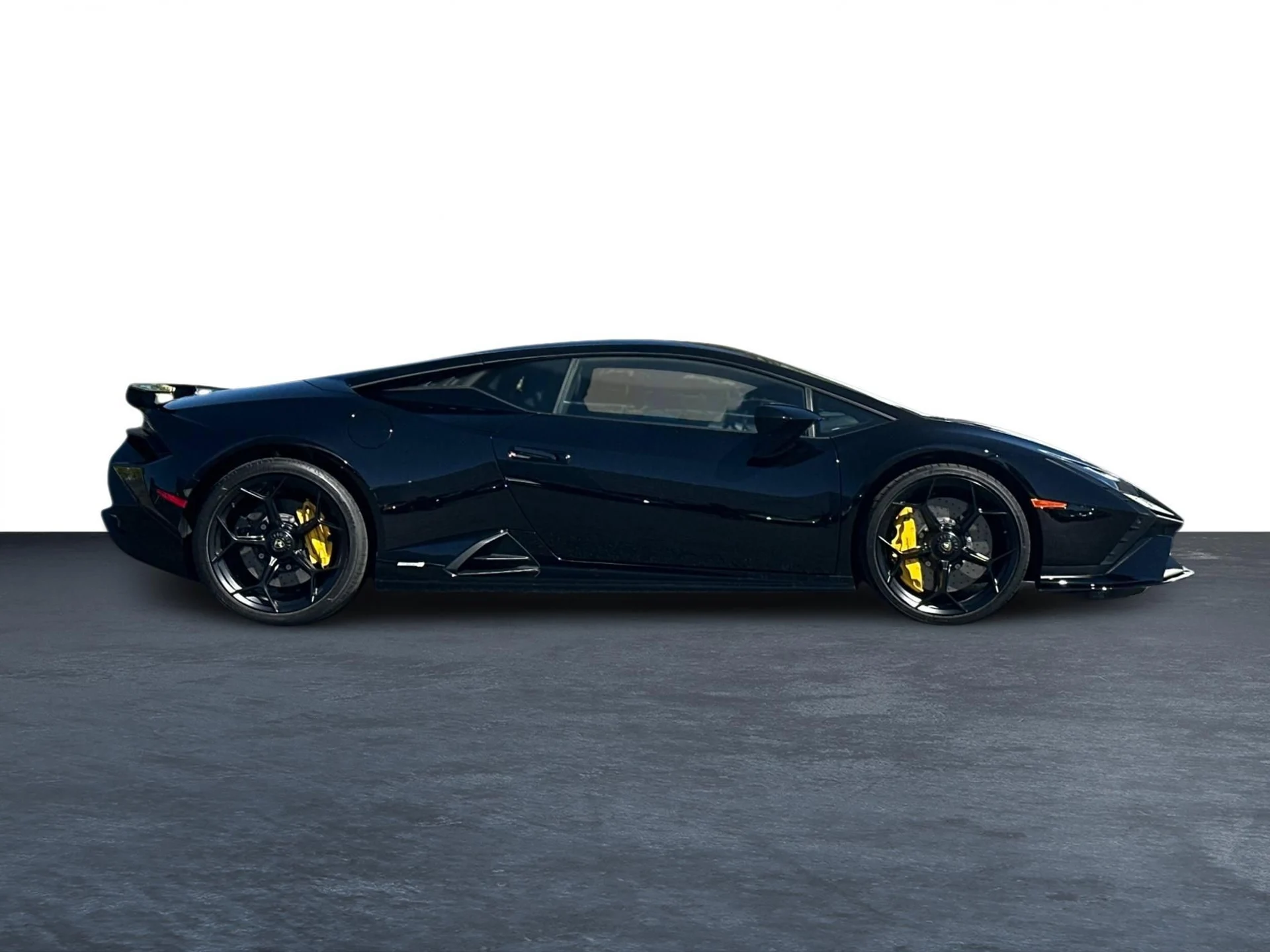 mph001_513956587_Used_2024_Lamborghini_Huracan_Tecnica_1792147647_4b94ea2bba