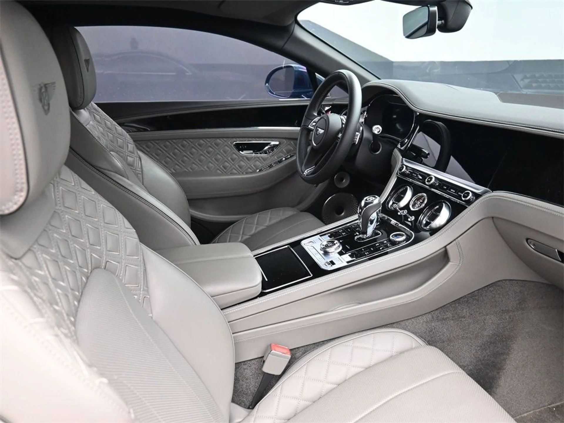 mph001_514291579_4dabe56da9f74762e6c3de0ab44a7dc1x_b08310d921