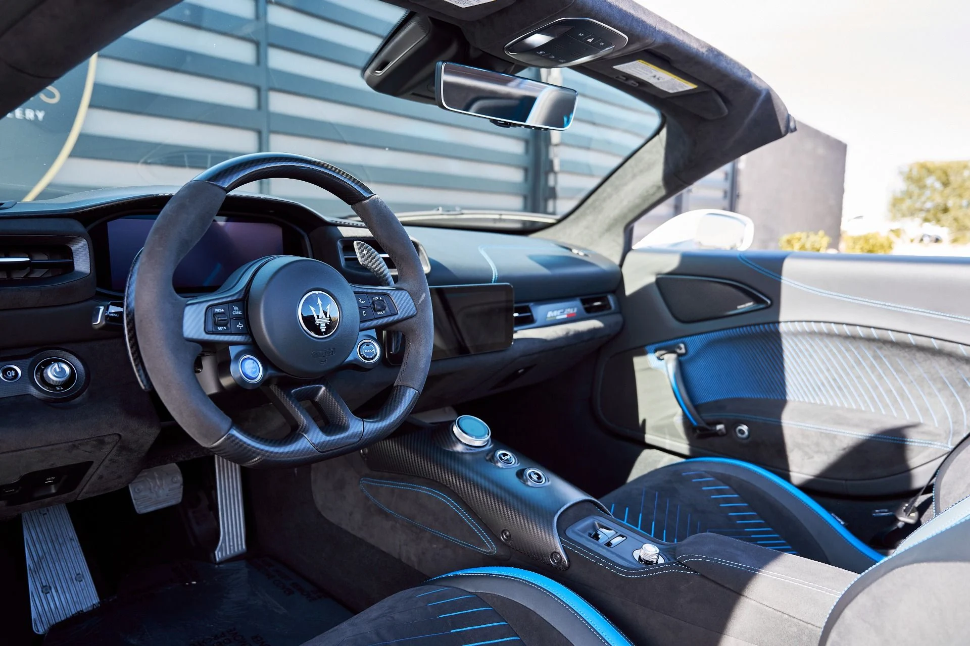 mph001_514547091_Used_2023_Maserati_MC_20_1769481155_c6f2340962