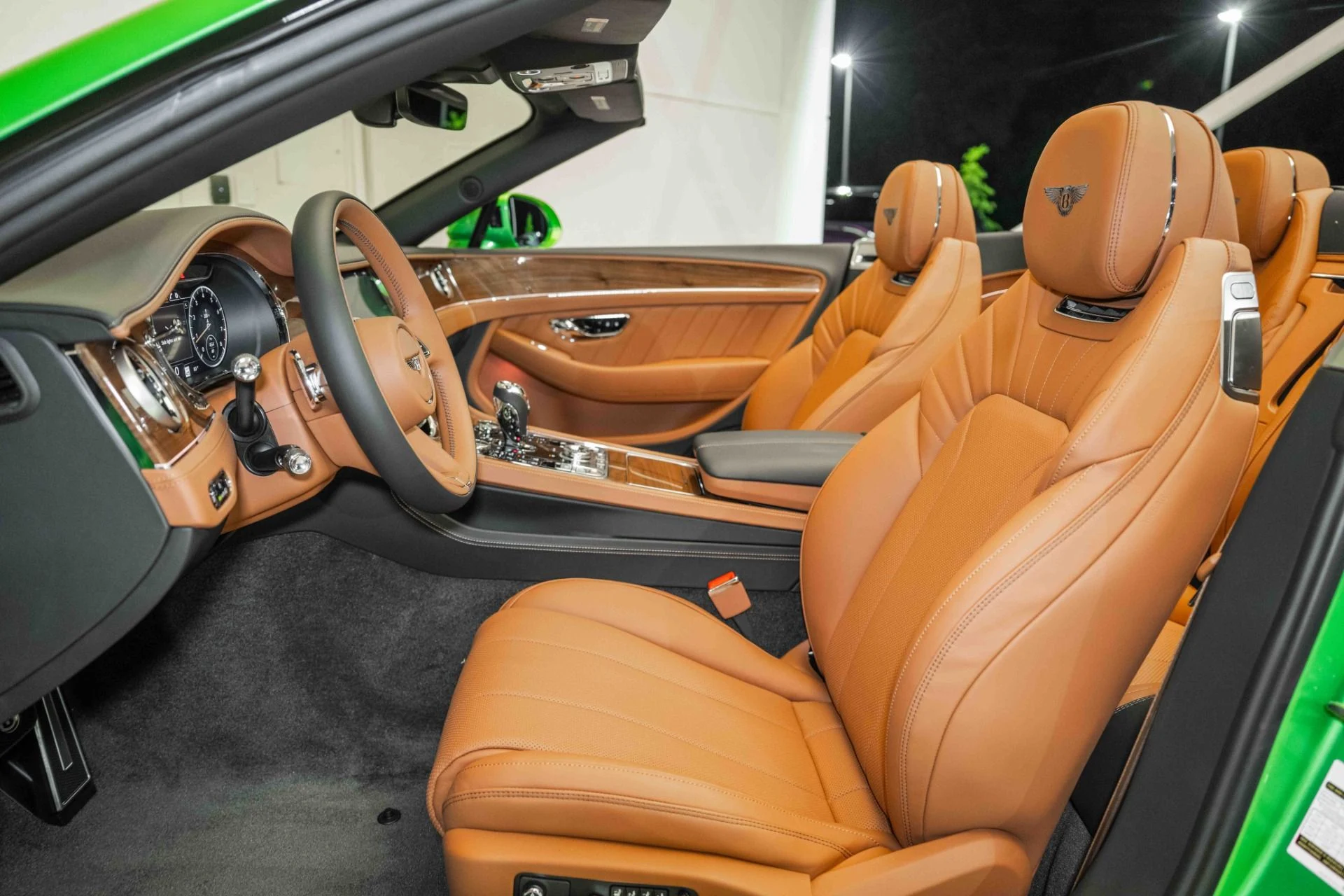 mph001_516400805_Used_2024_Bentley_Continental_GTC_Edition_8_1743689884_74435467a4